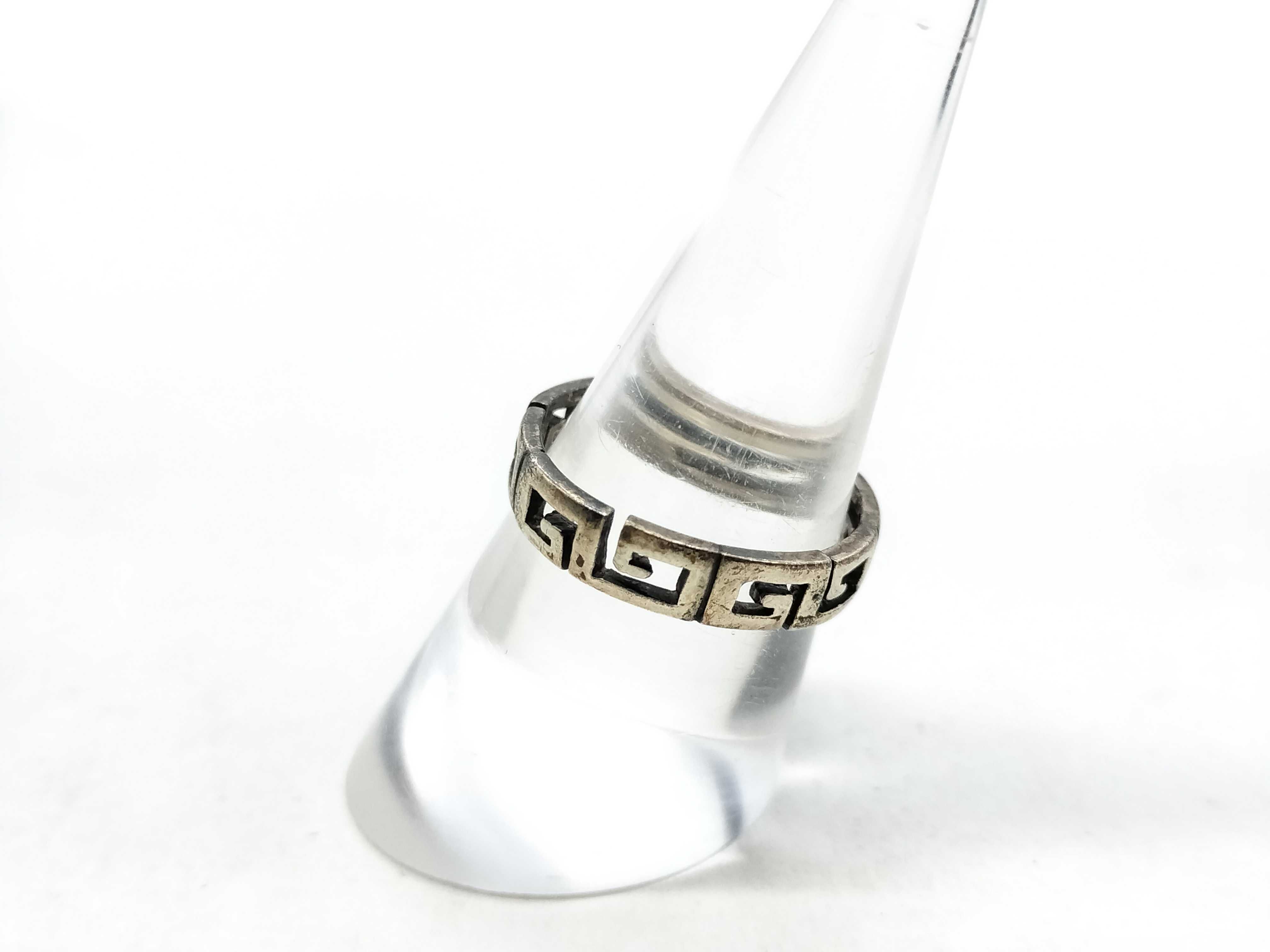 925 Ring — view 2