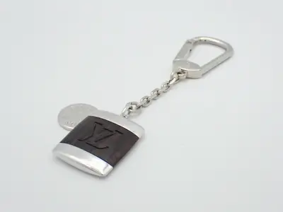 LV Portefeuille Bois Keychain Keyring