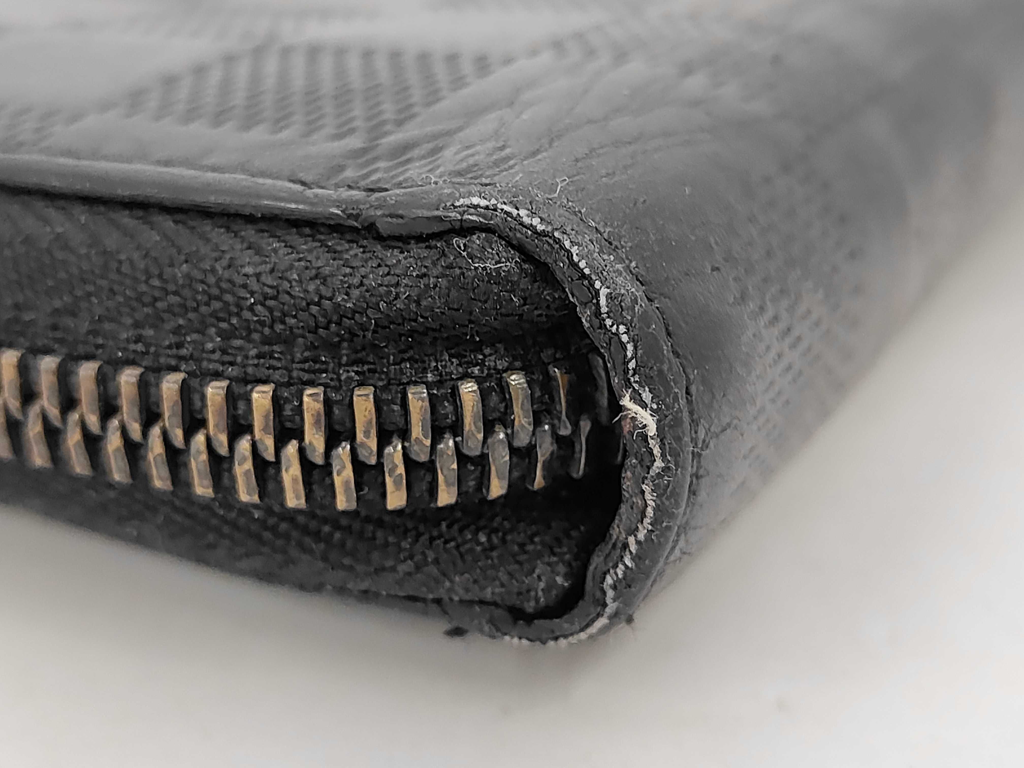 Damier Graphite / Long Wallet / Leather Wallet — view 4