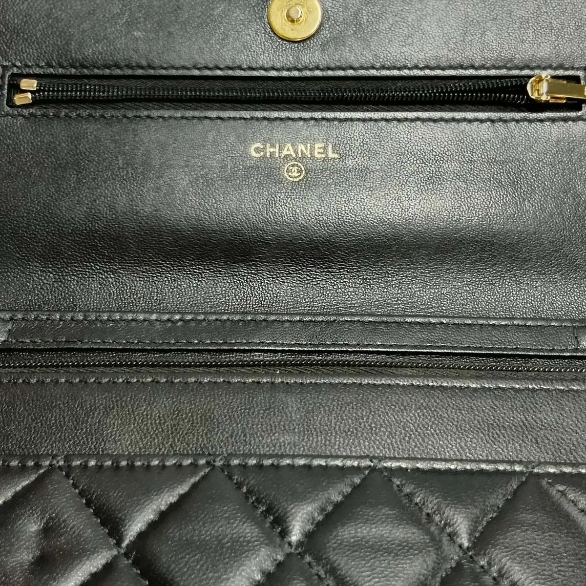 Matelassé Lambskin Chain Wallet, Black with Gold Hardware, J87TGUJ3, Random Plate — view 15