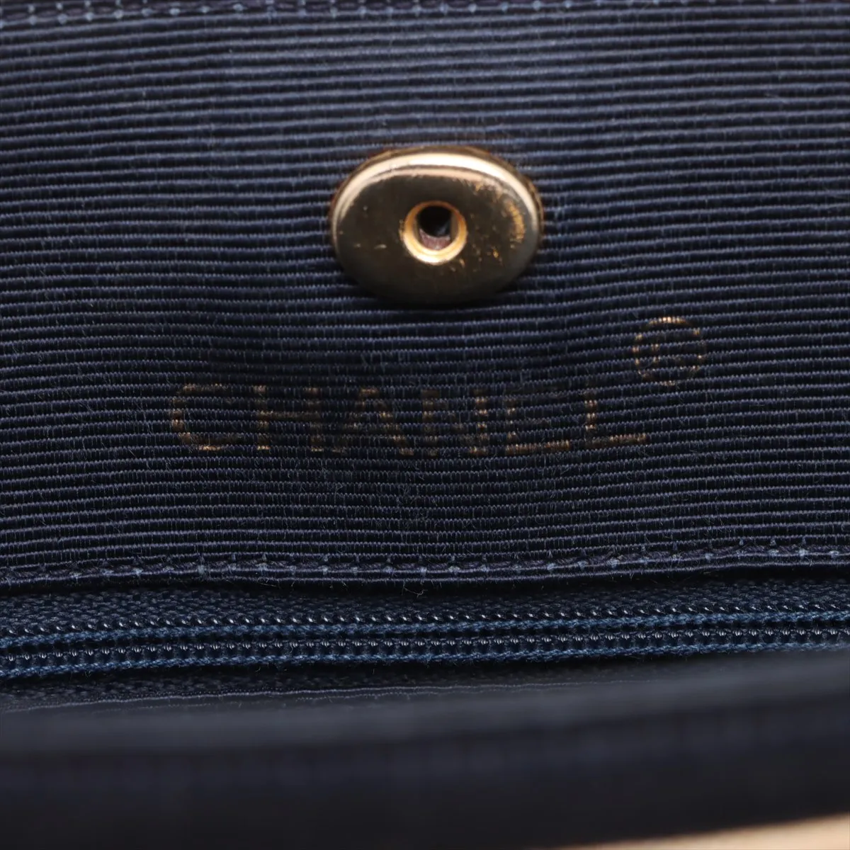 Matelassé Straw x Nylon Chain Tote Bag, Beige x Navy, Gold Hardware — view 10