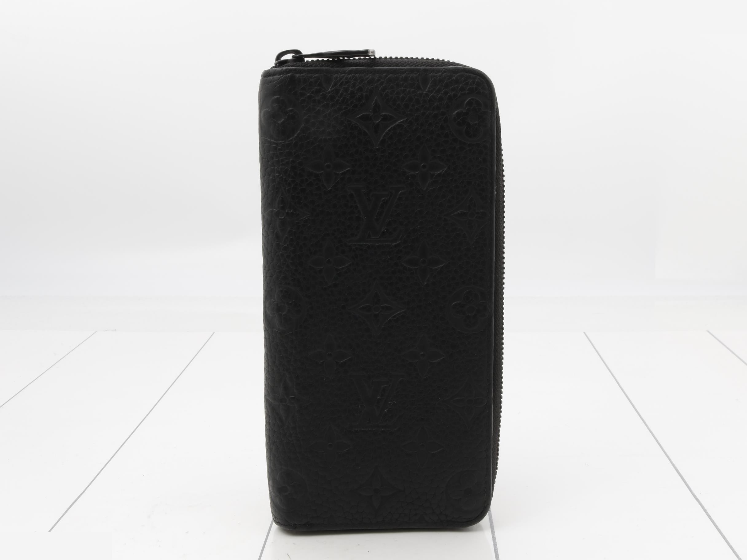 Zippy Wallet Vertical Trion Noir