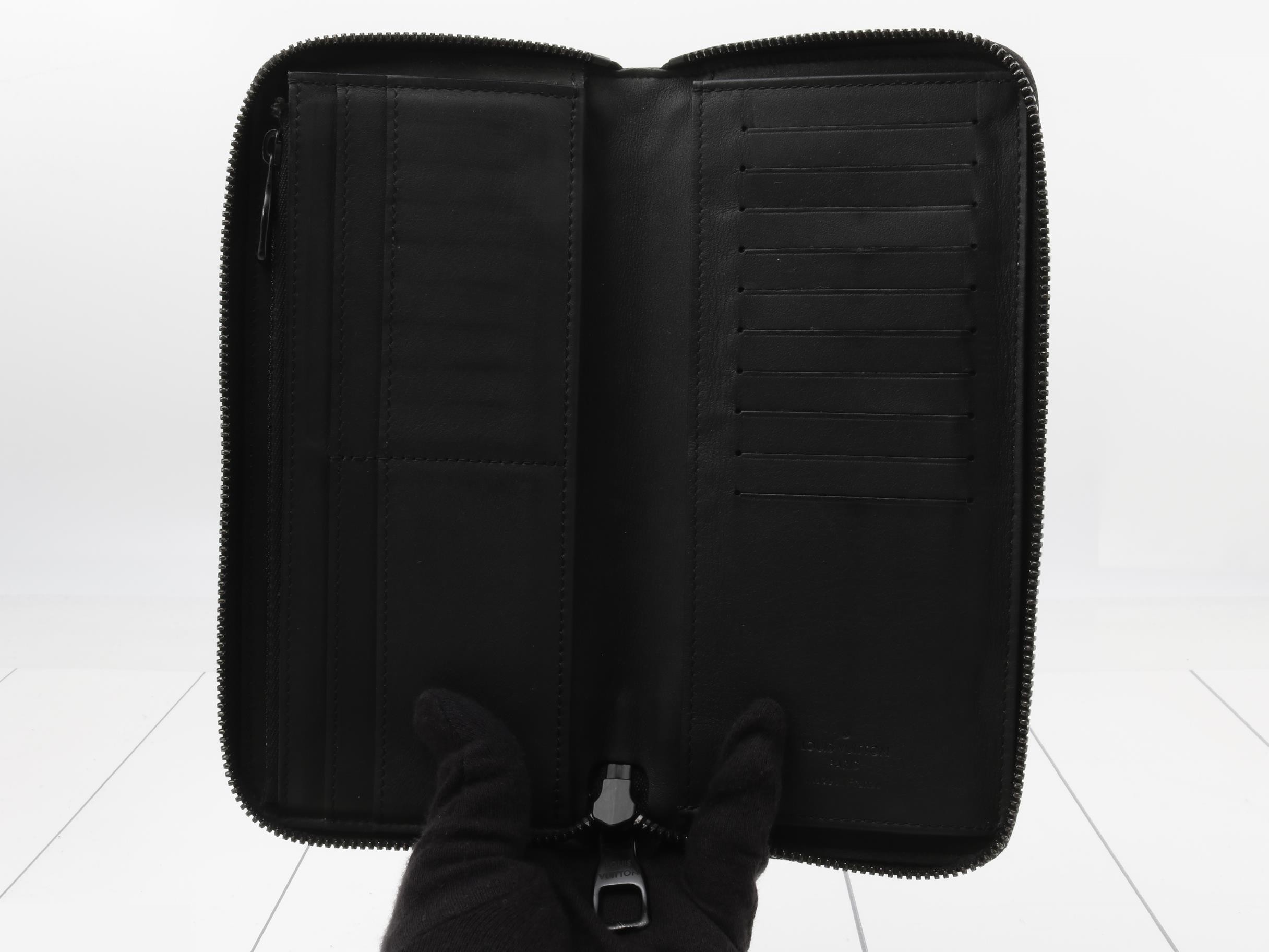 Zippy Wallet Vertical Trion Noir — view 4
