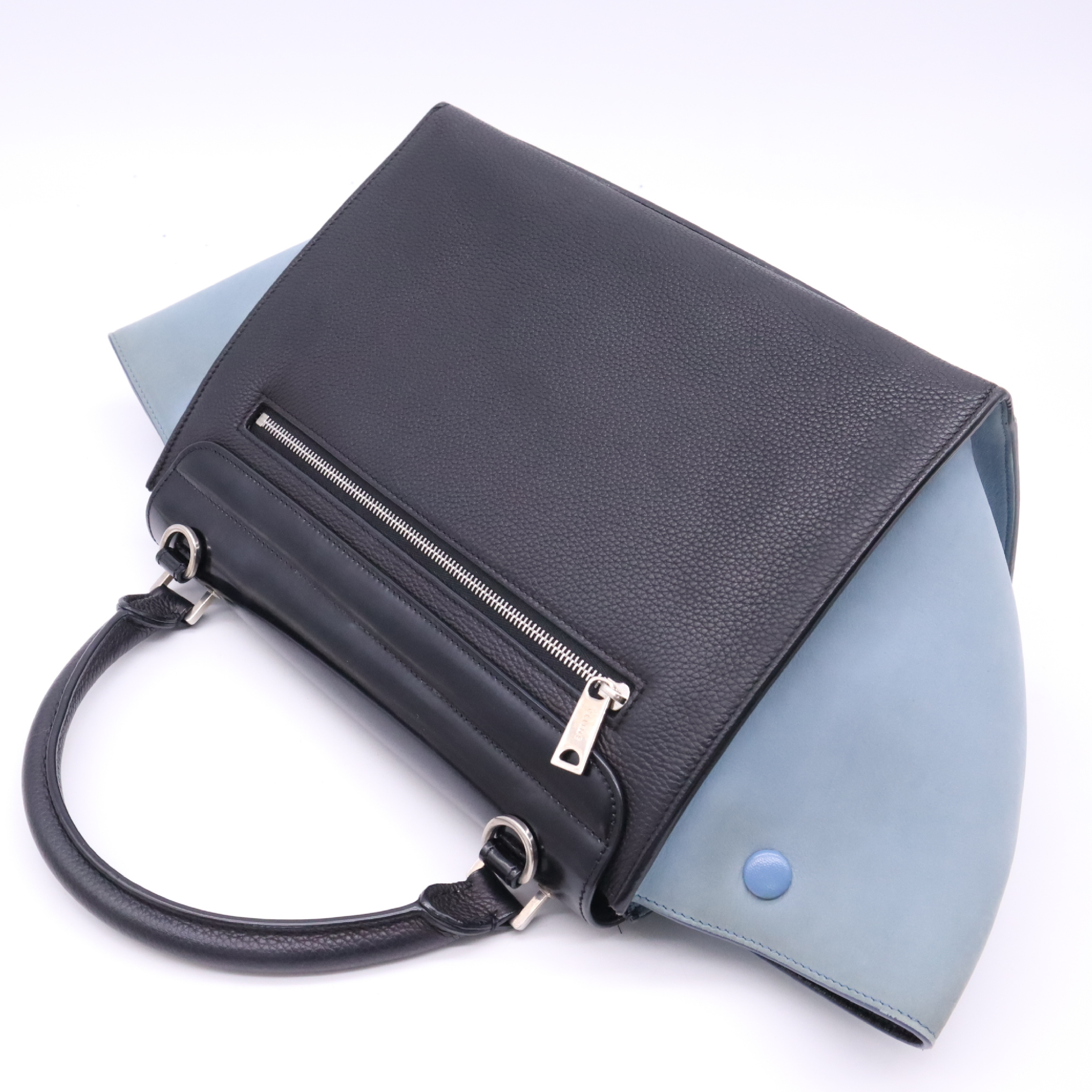 Traveler's Small Handbag, Leather, Black/Blue, with Strap and Dust Bag. — view 4