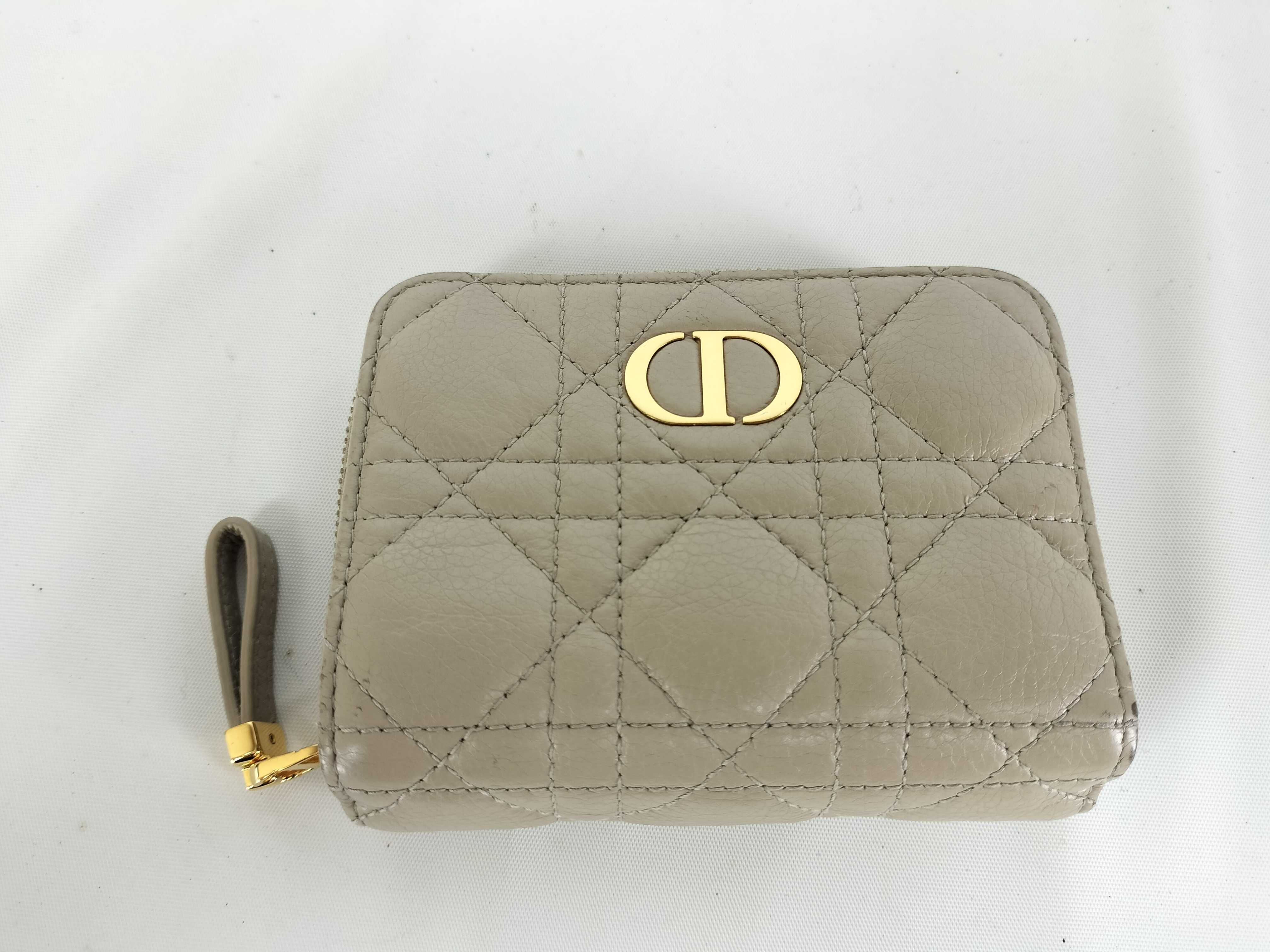 CD Compact Round Wallet