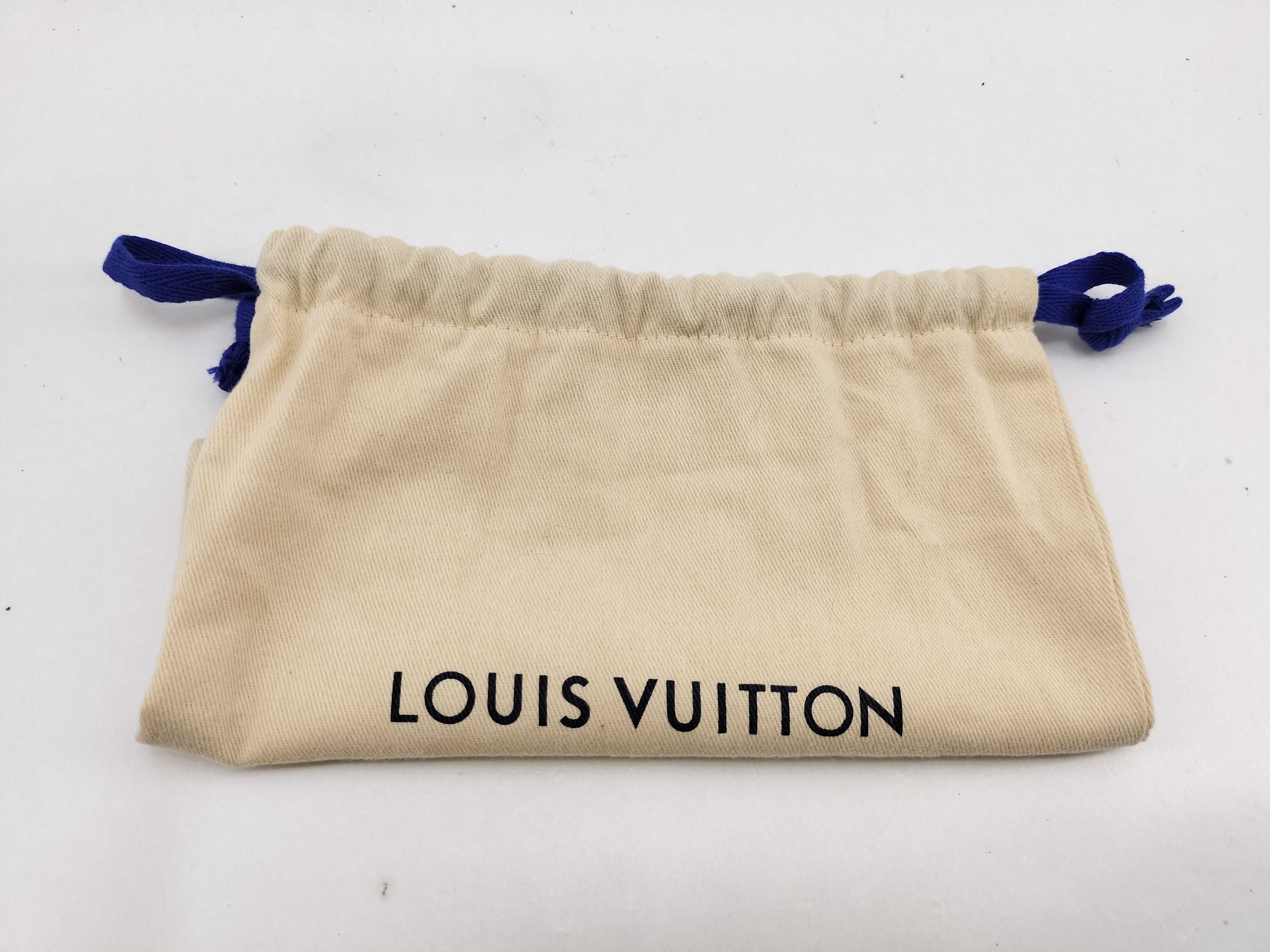 LV M76748 Mask and Pouch Set, Other Accessories — view 11