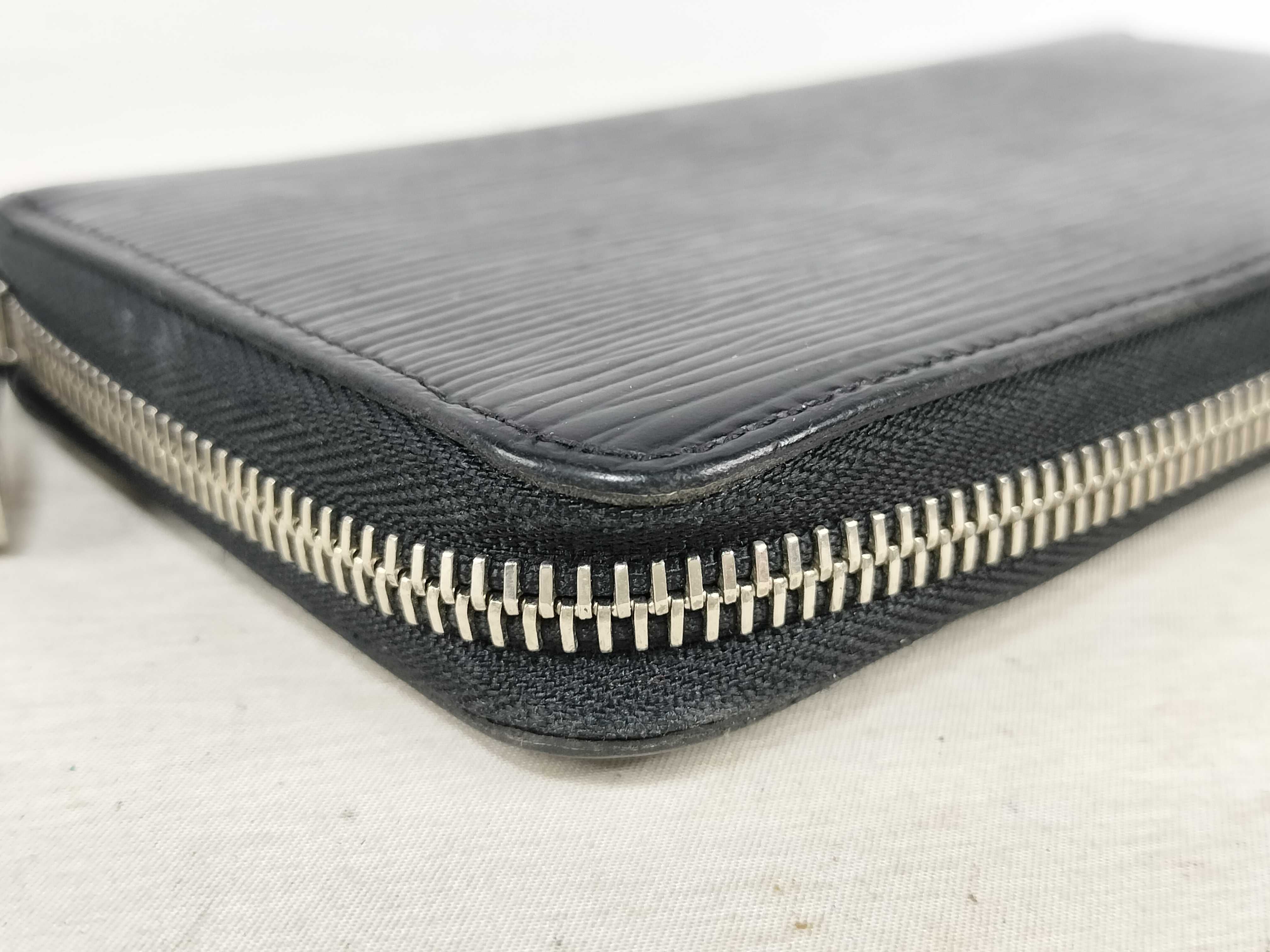 Epi Louis Vuitton Epi Zippy Wallet Long Wallet — view 8