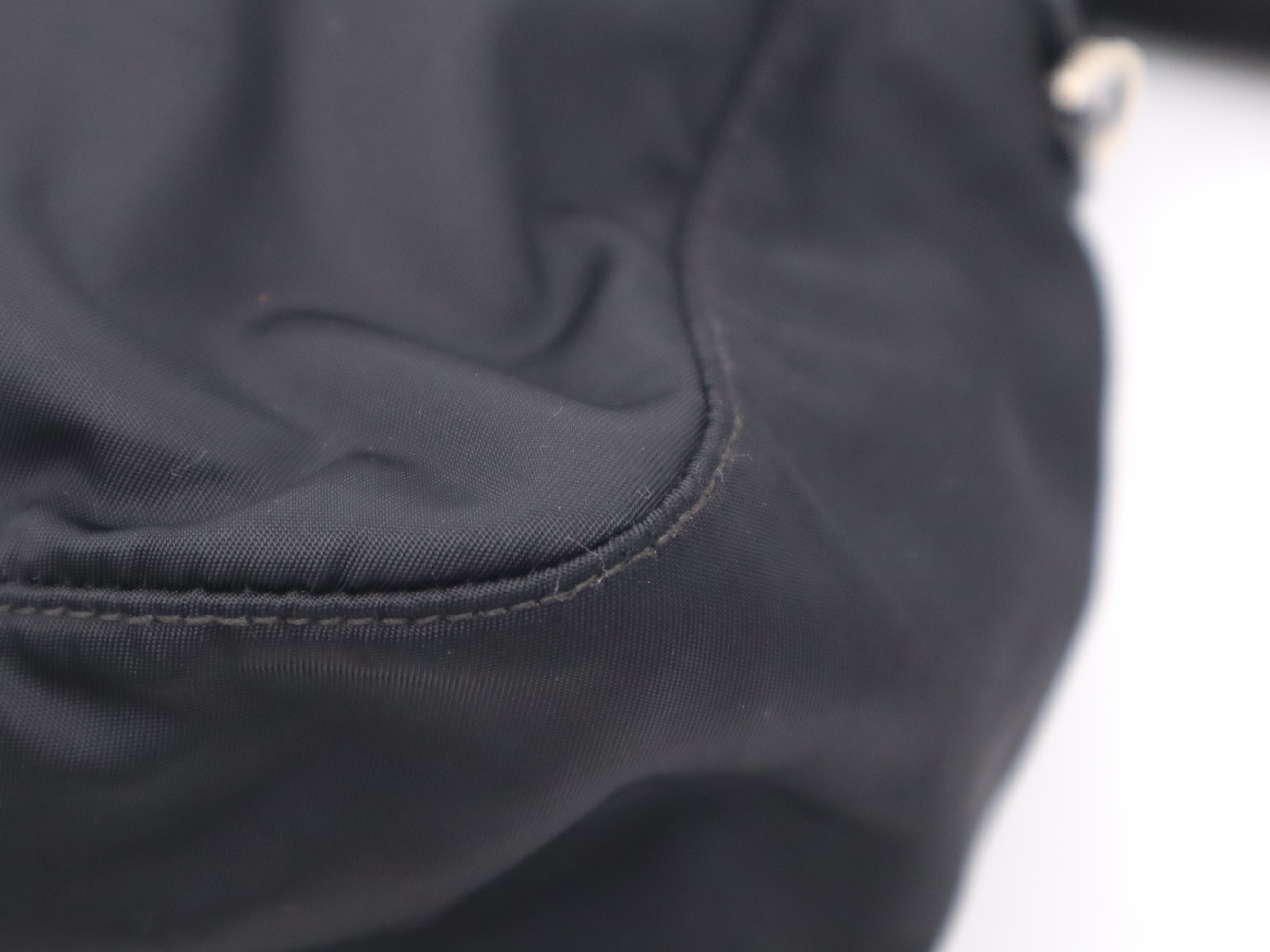 BT8994 Tessuto Black Shoulder Bag with Dust Bag and Guarantee Card — view 9