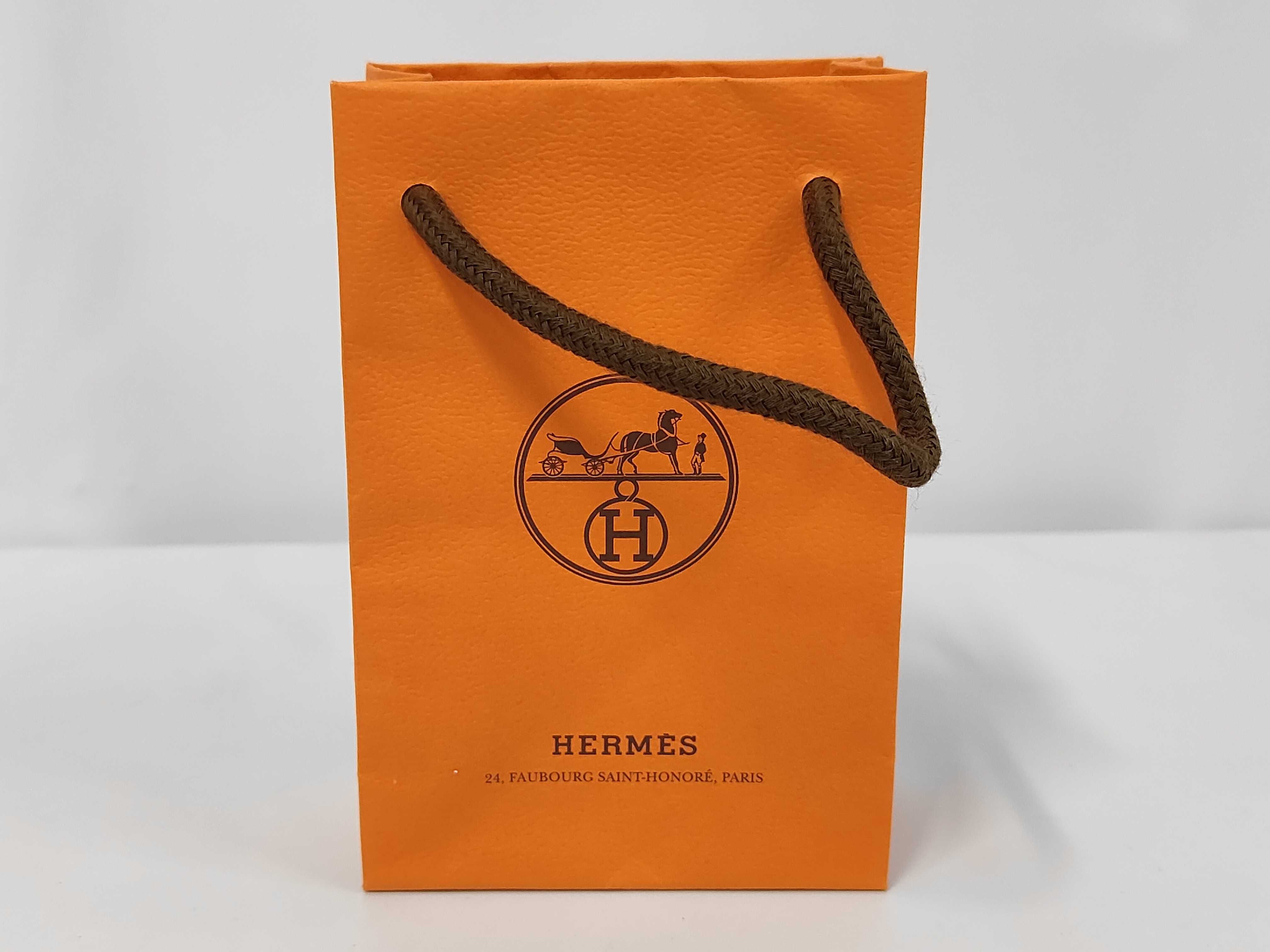 paper bag, empty brand boxes (bundle), empty brand boxes (bundle of empty brand boxes)