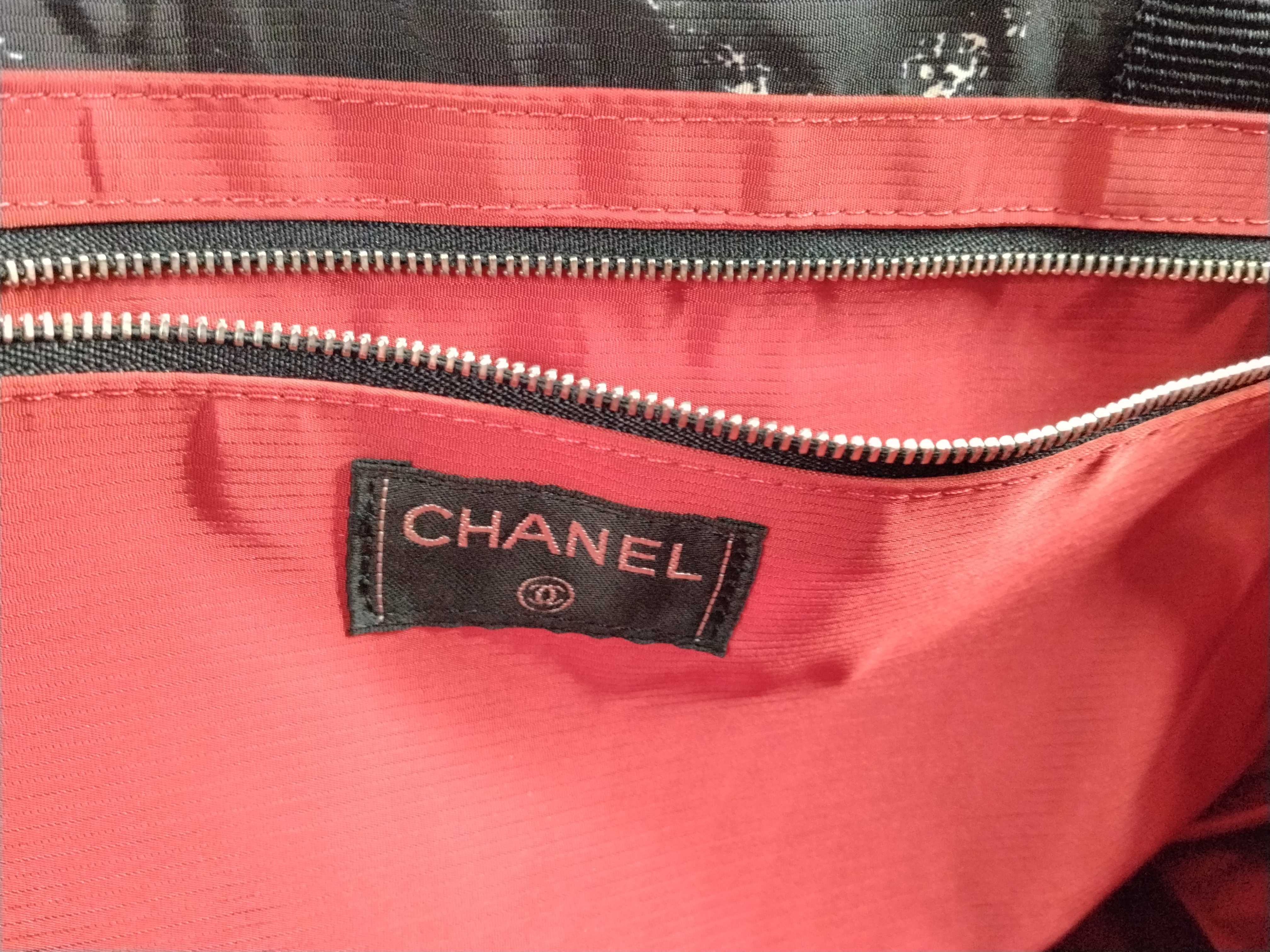 Old Travel Line Nylon Tote Bag — view 13