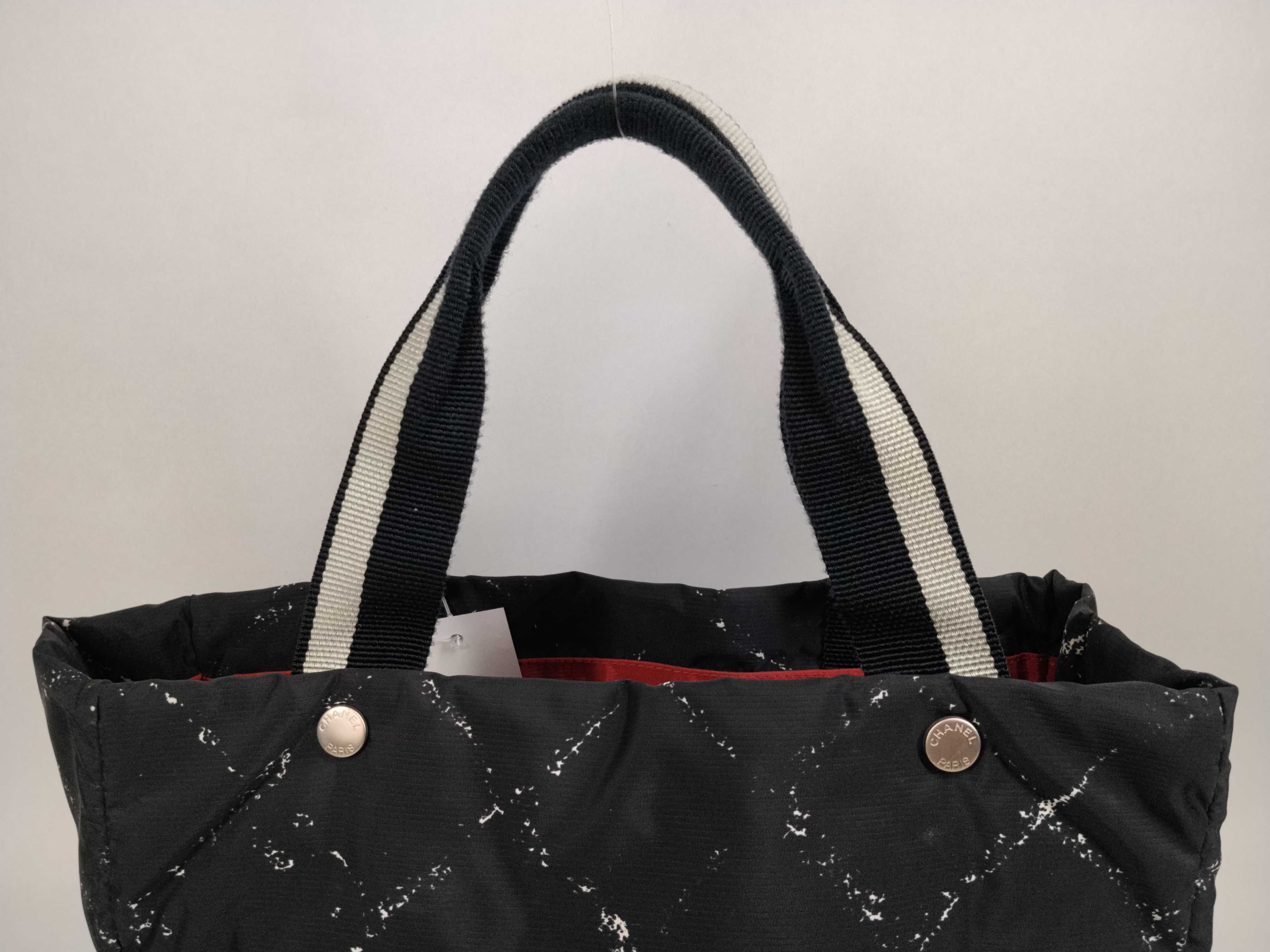 Old Travel Line Nylon Tote Bag — view 4