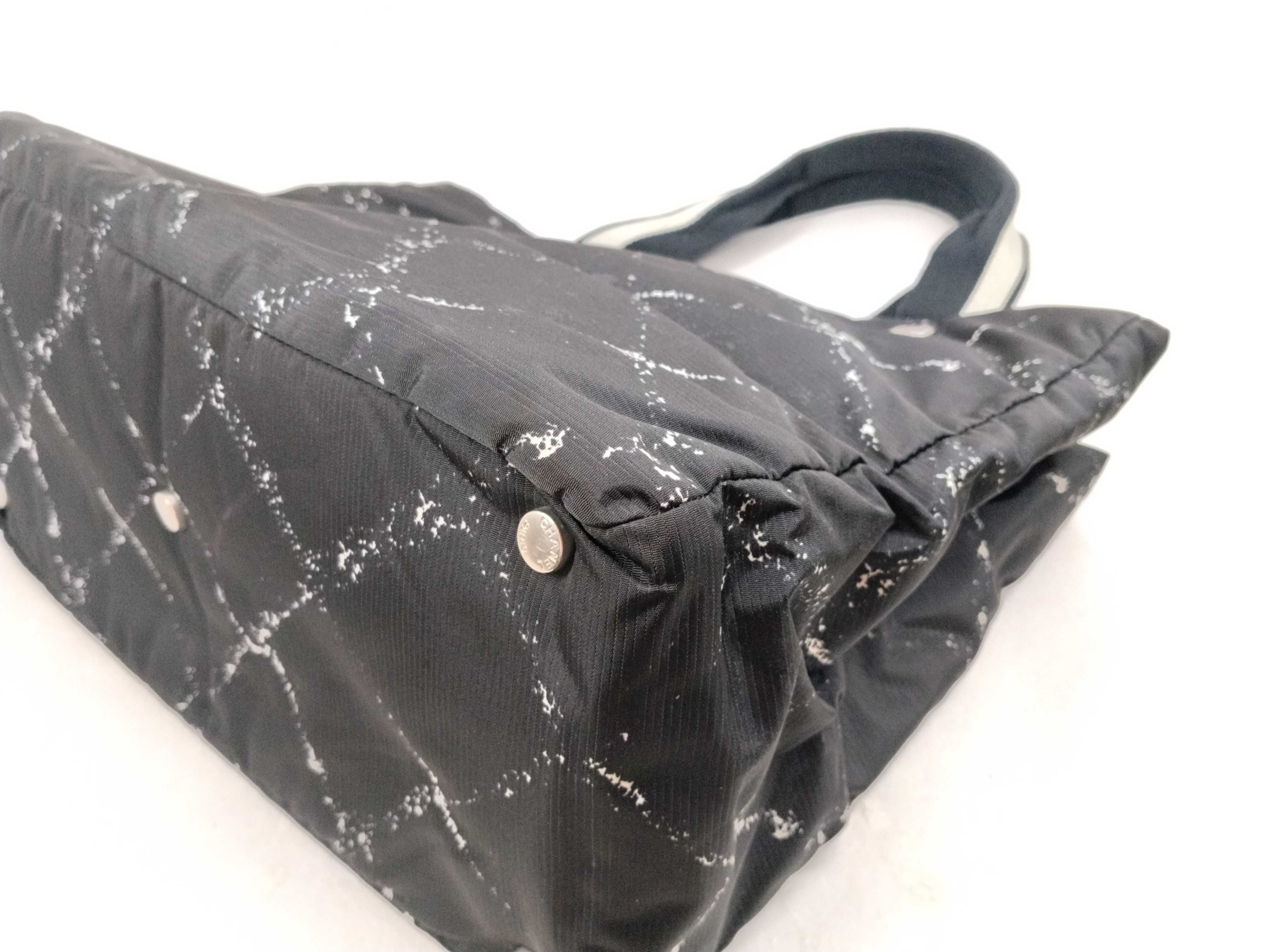 Old Travel Line Nylon Tote Bag — view 6