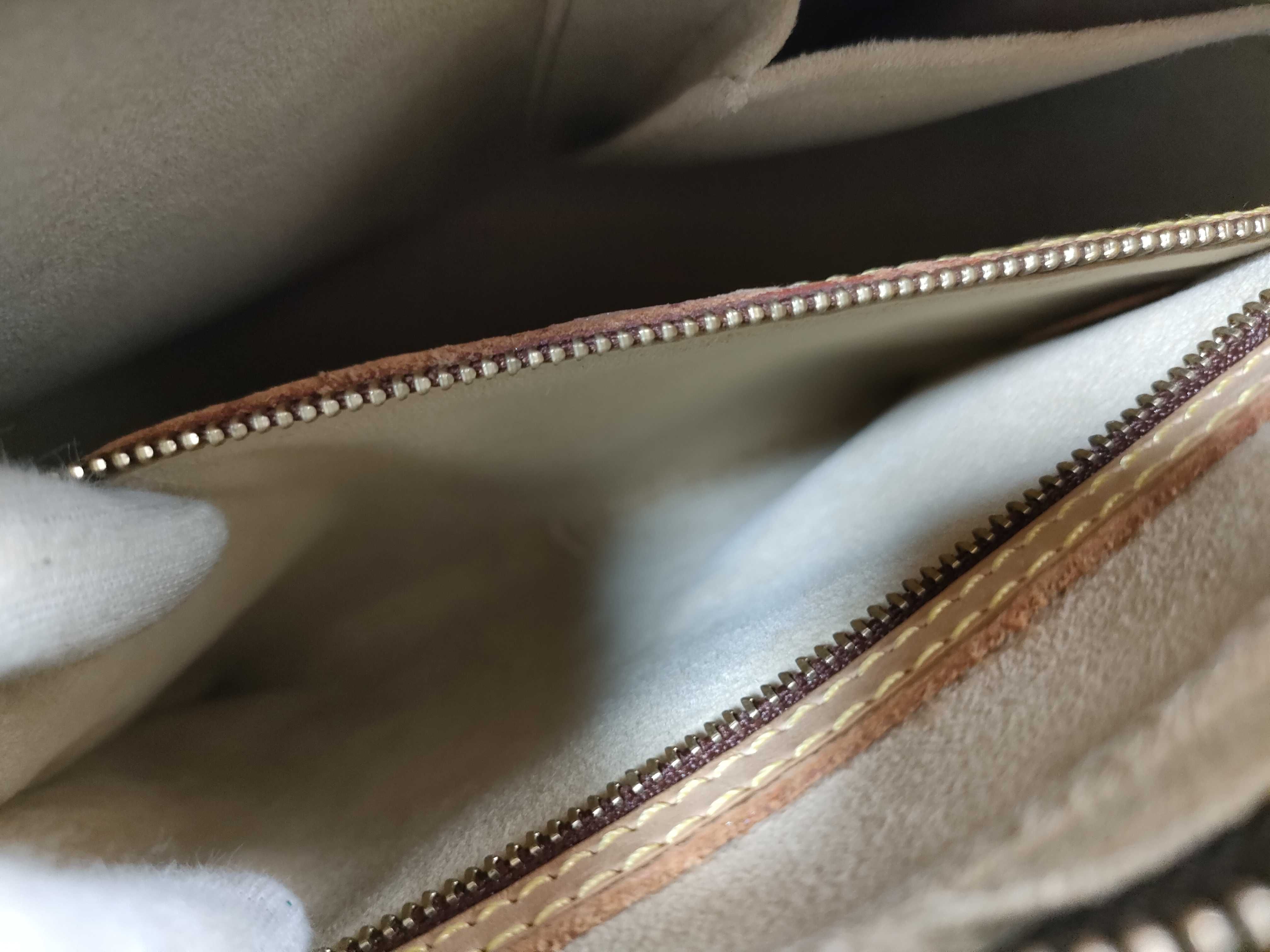 Monogram M51146 Looping MM Shoulder Bag — view 11