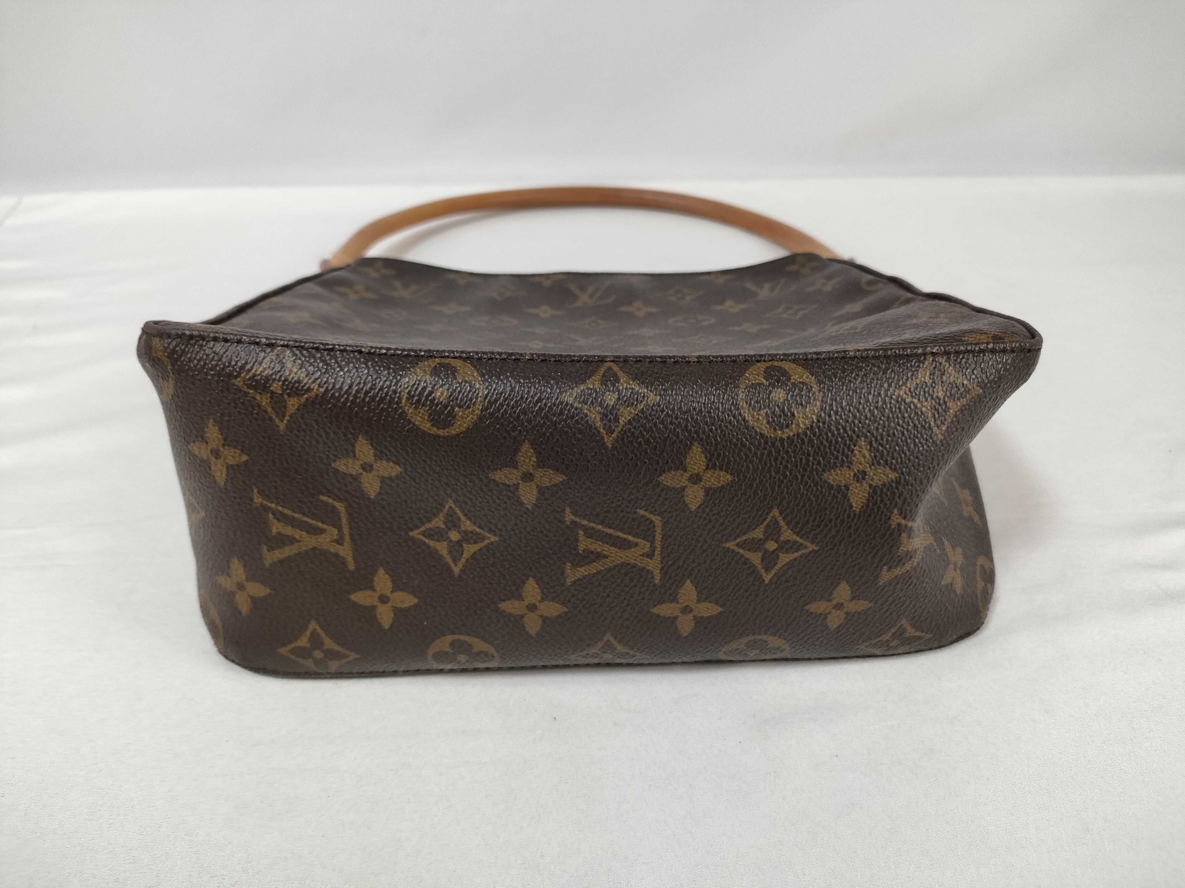 Monogram M51146 Looping MM Shoulder Bag — view 8