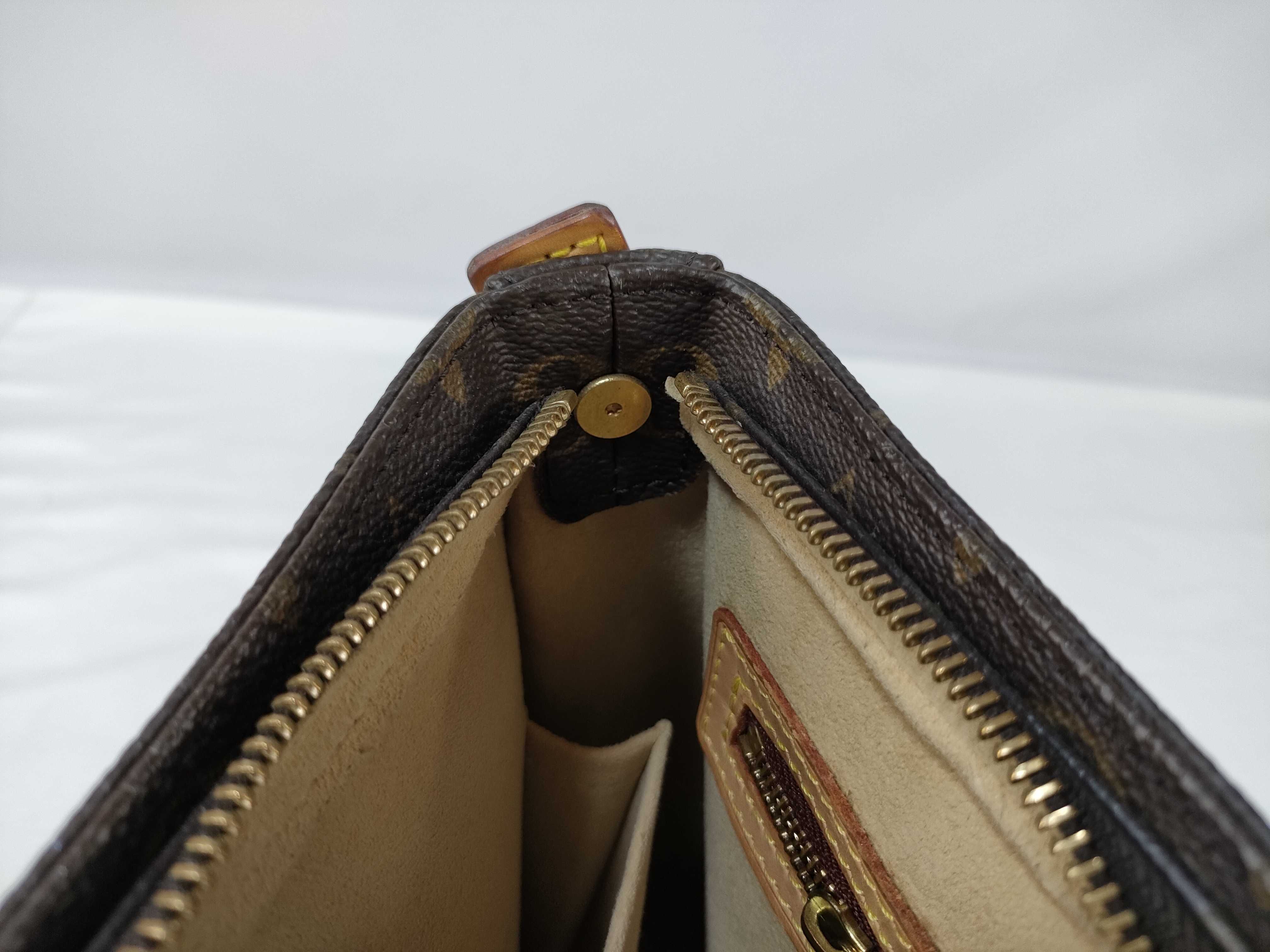 Monogram M51146 Looping MM Shoulder Bag — view 9