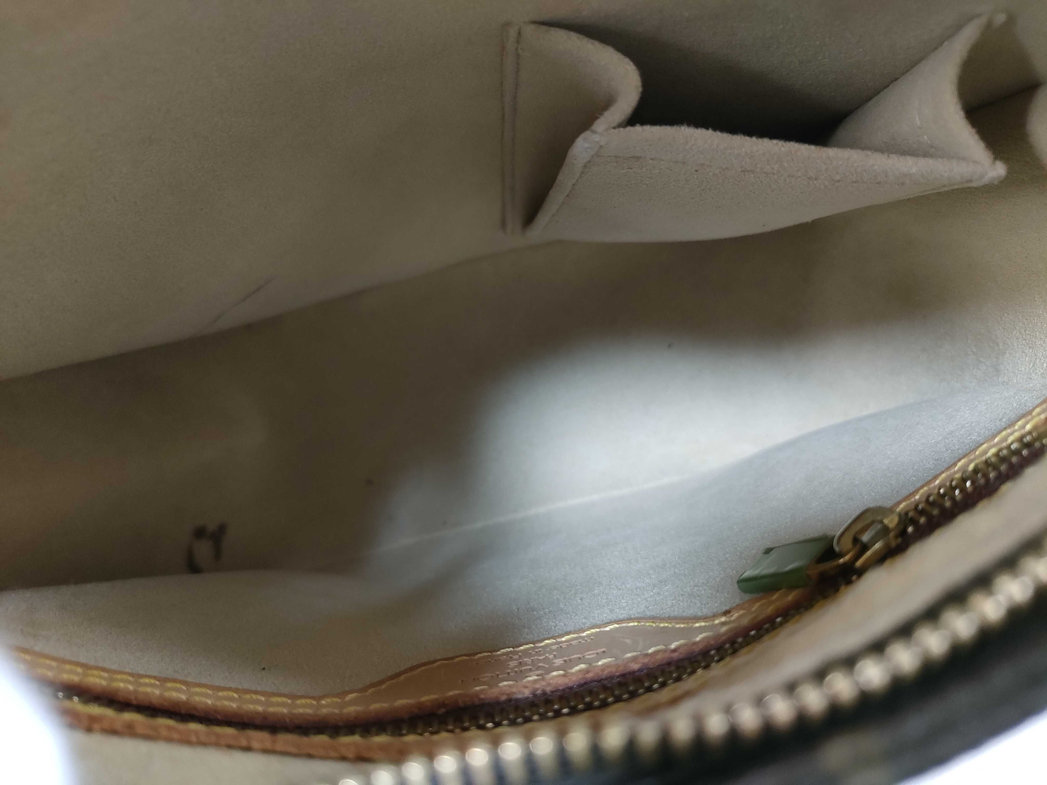 Monogram M51146 Looping MM Shoulder Bag — view 10