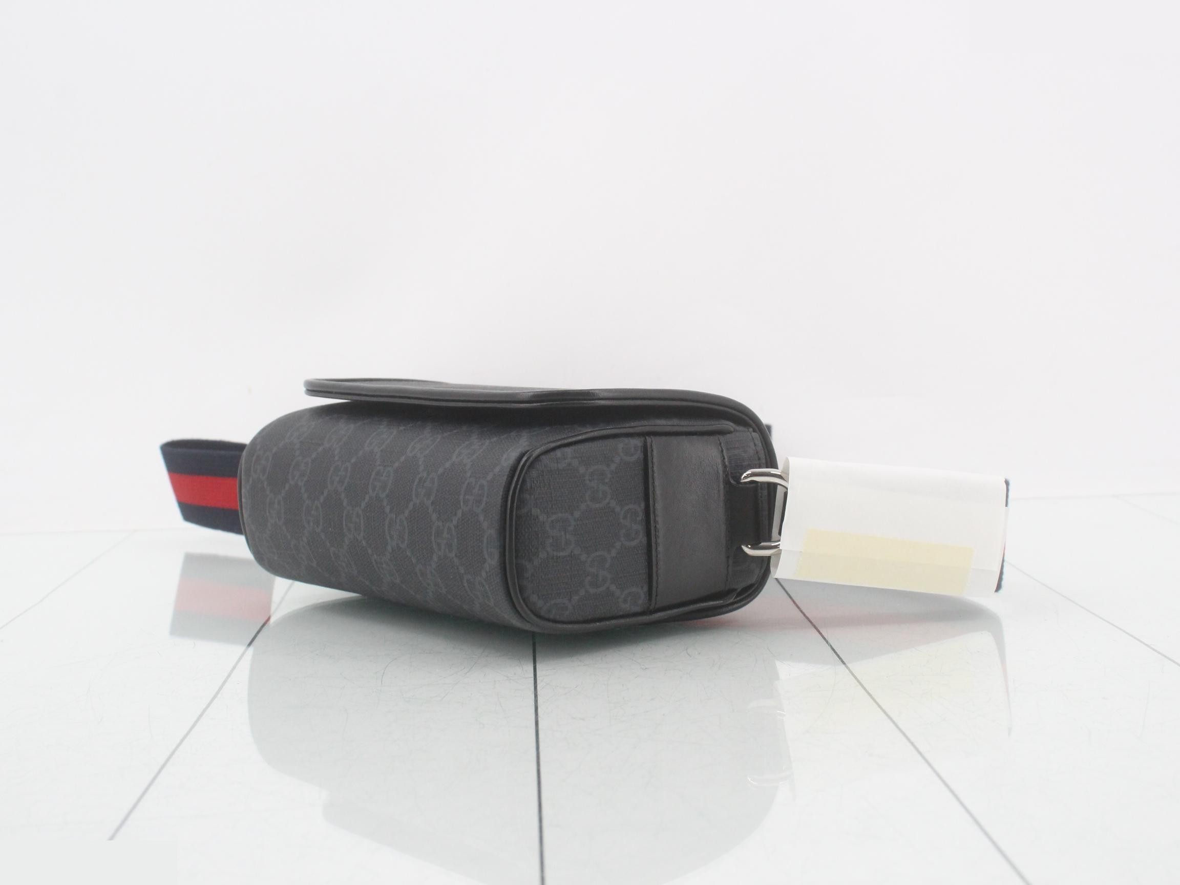 Unused GG Shoulder Bag with Sherry Strap — view 6