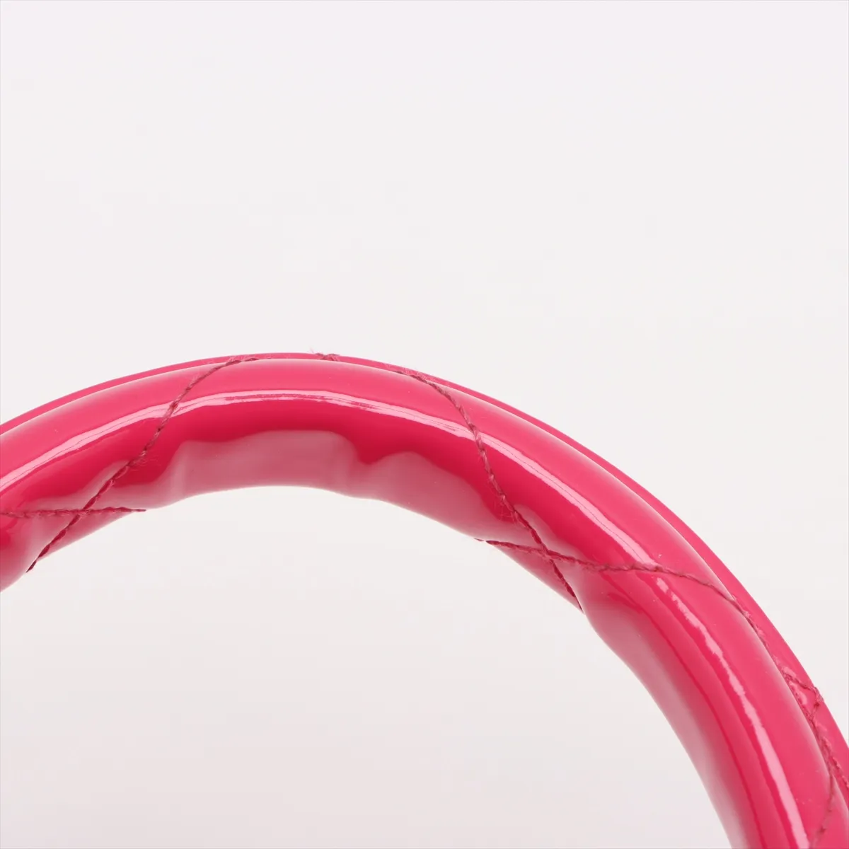 [Individually wrapped] Chanel Matelasse patent leather vanity bag pink gold hardware — view 12