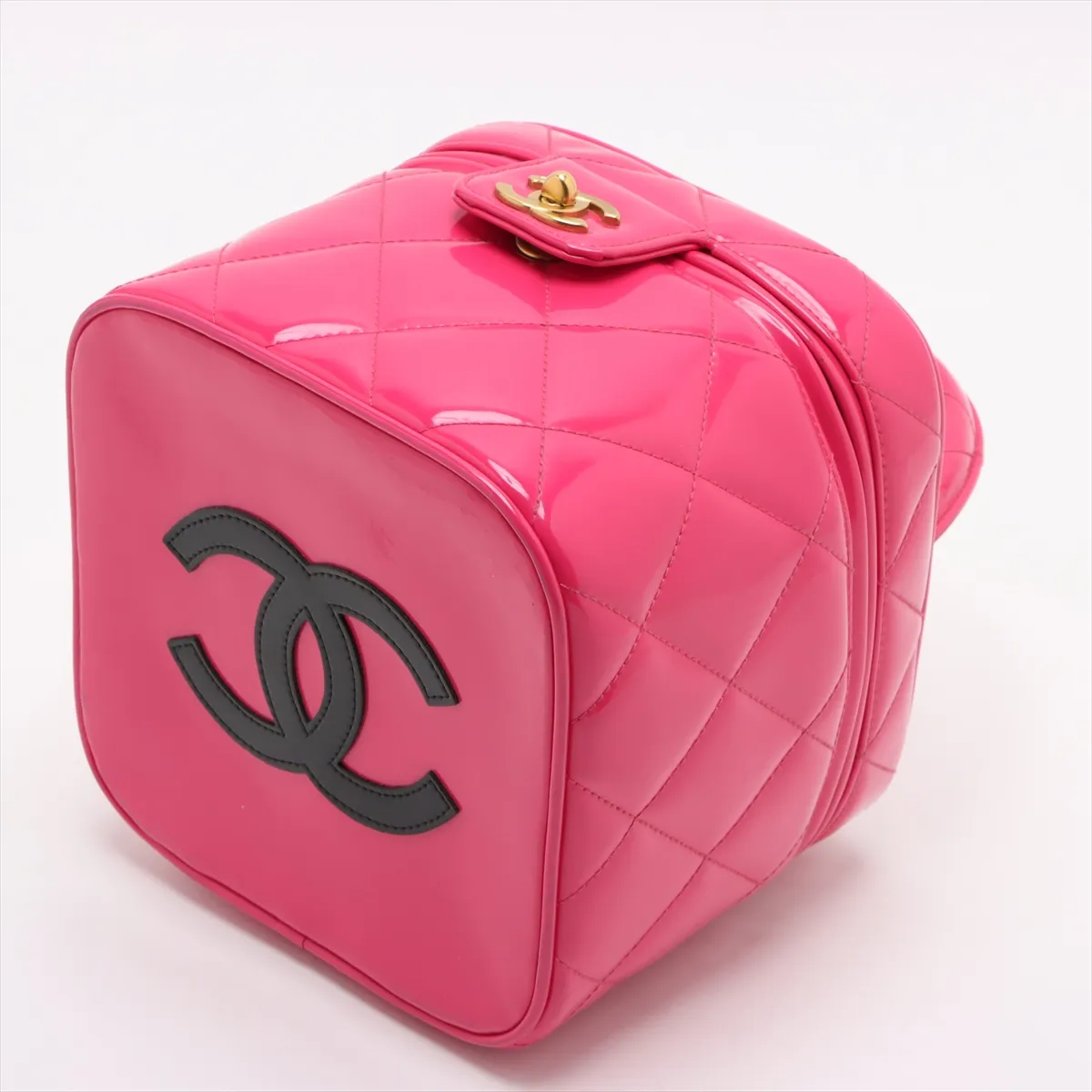 [Individually wrapped] Chanel Matelasse patent leather vanity bag pink gold hardware — view 3