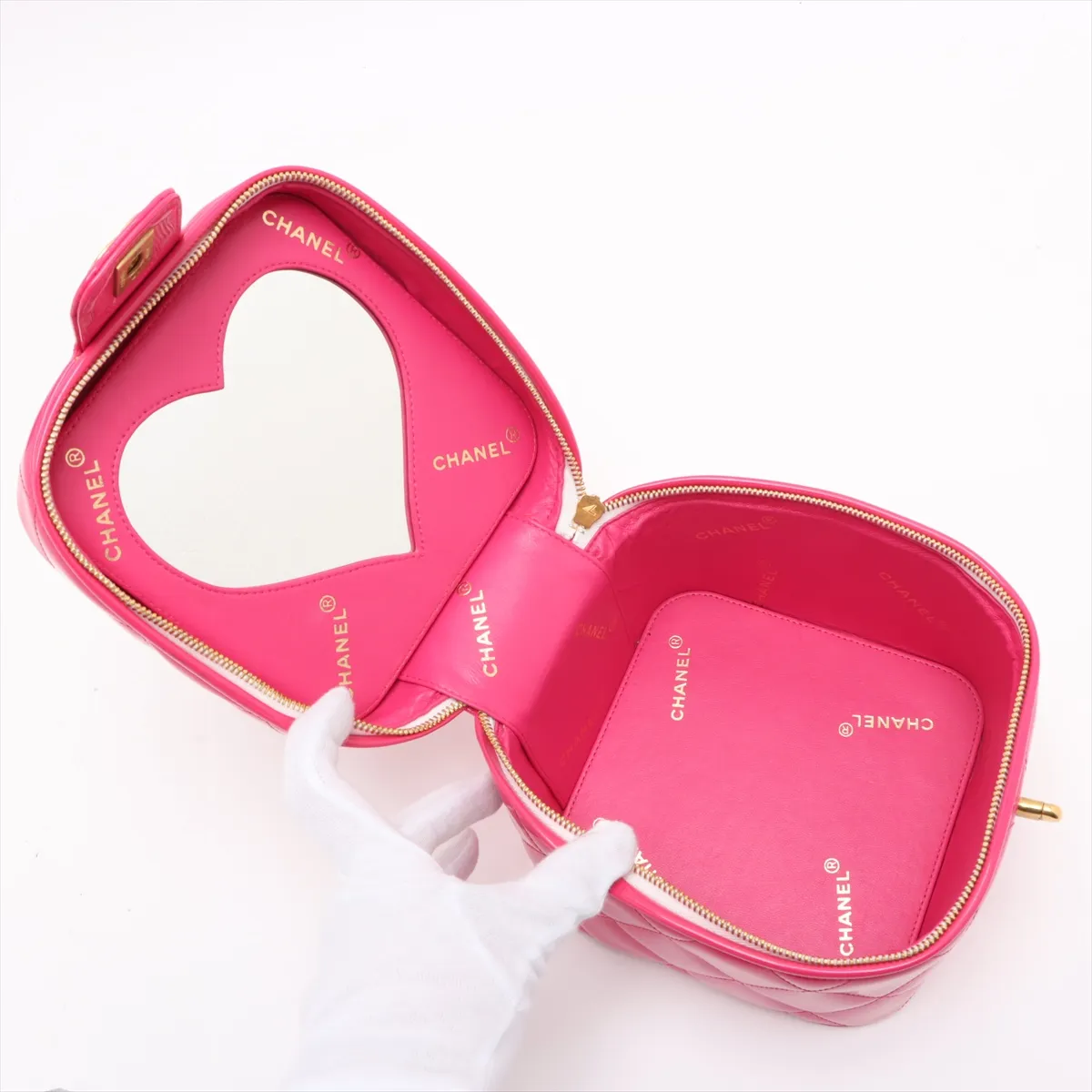 [Individually wrapped] Chanel Matelasse patent leather vanity bag pink gold hardware — view 7