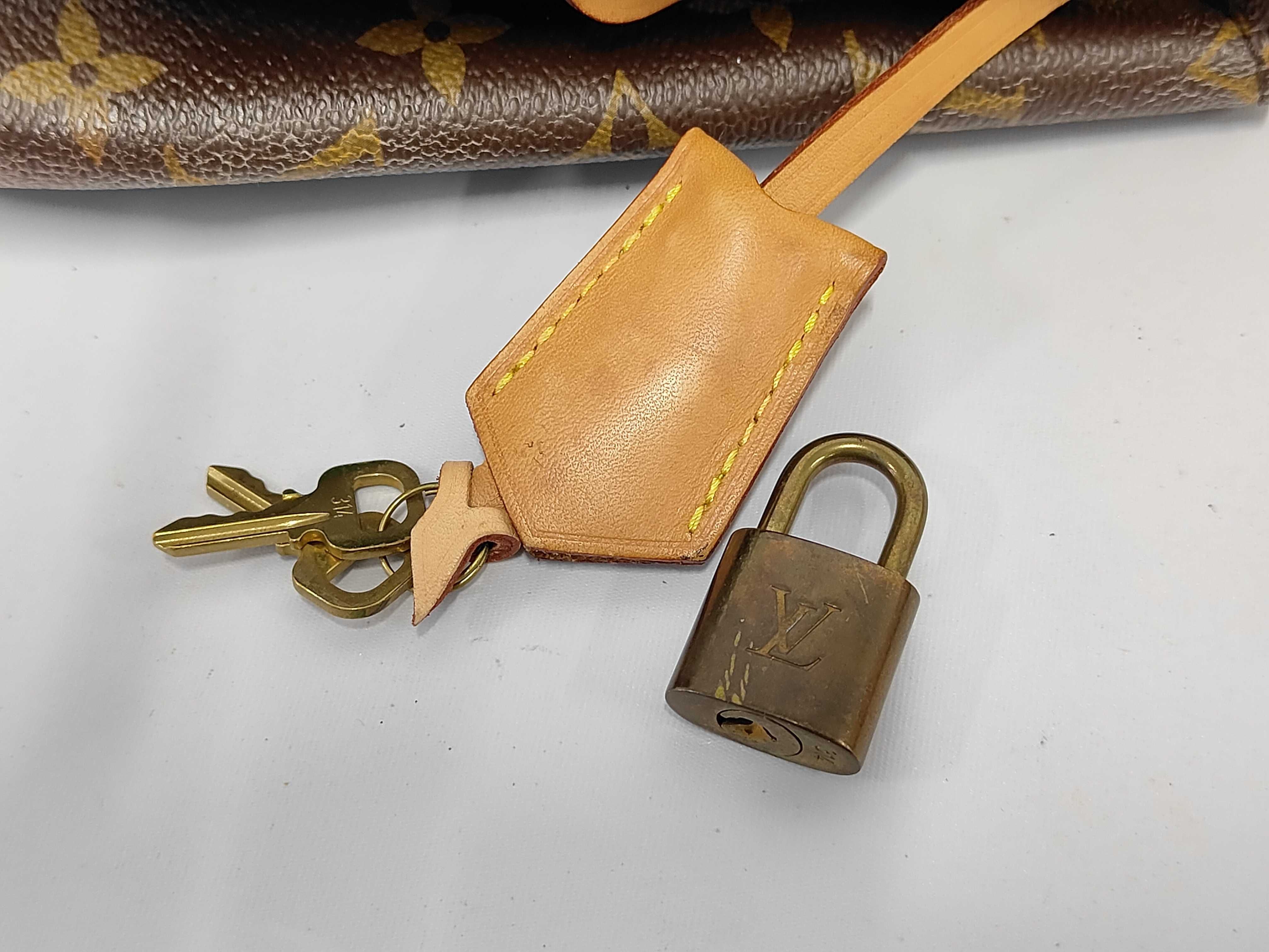 Montaigne MM M41056 Monogram Bag — view 13