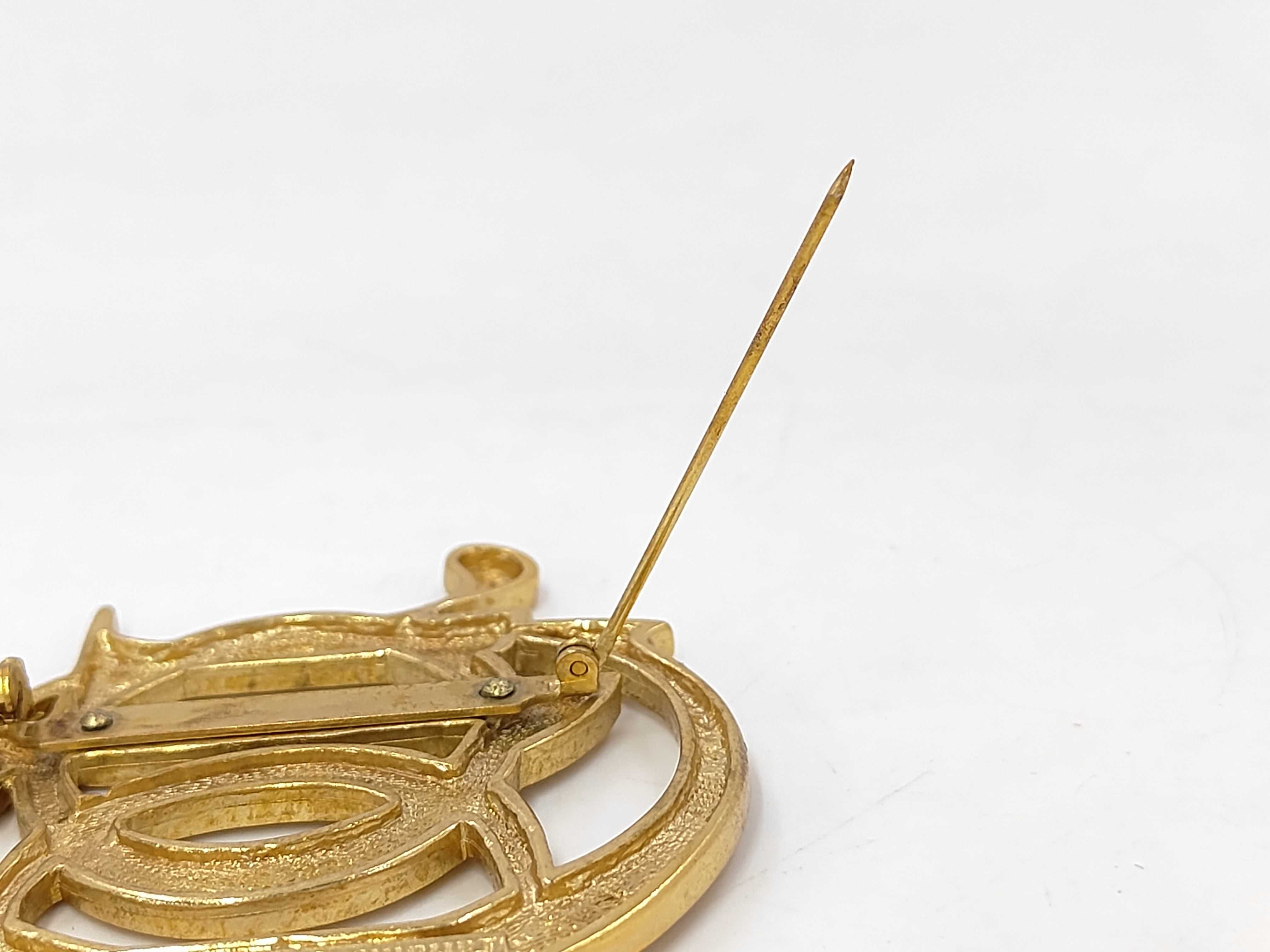 Christian / Brooch / GP Brooch — view 5