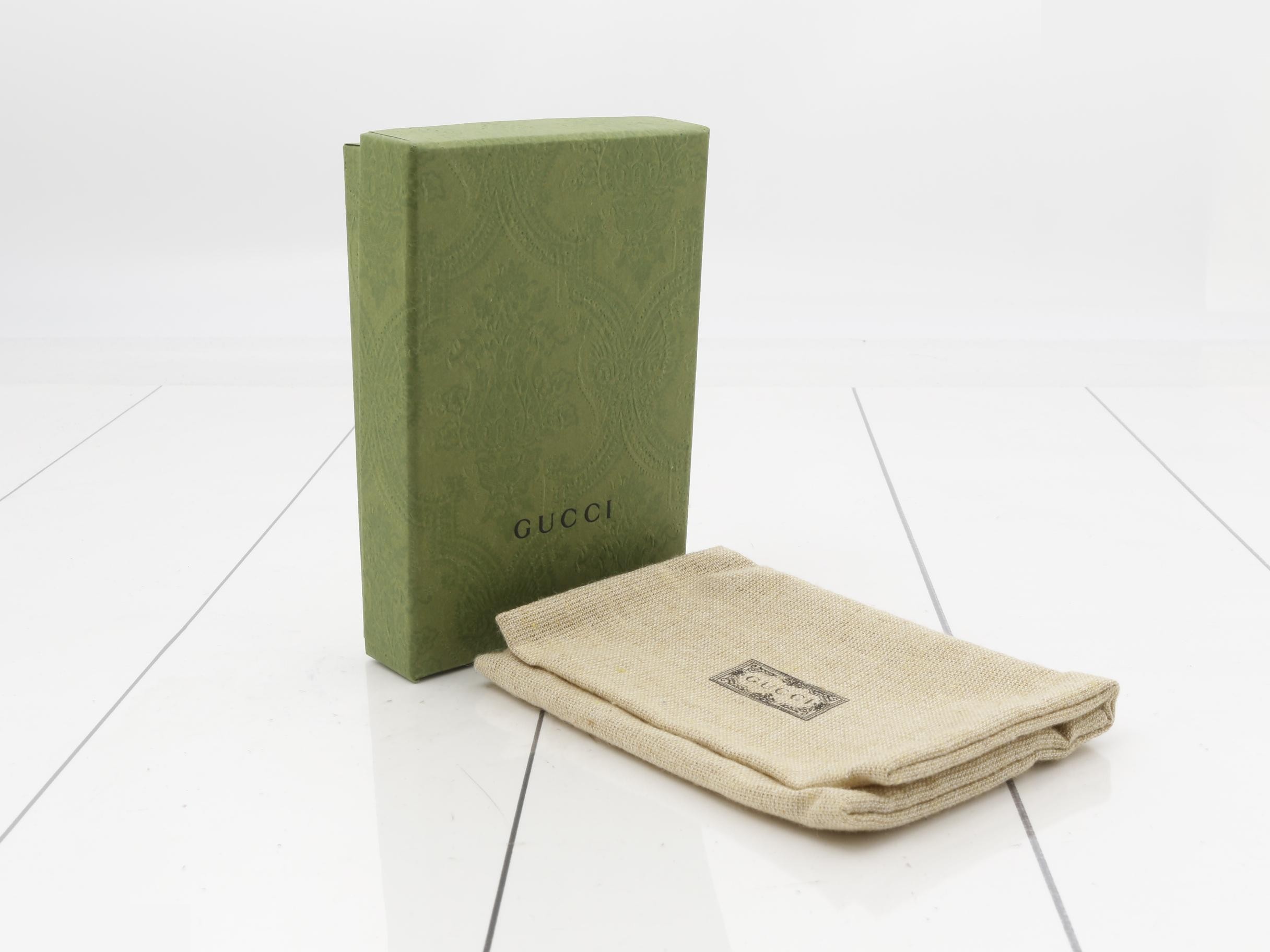 calfskin coin case — view 5