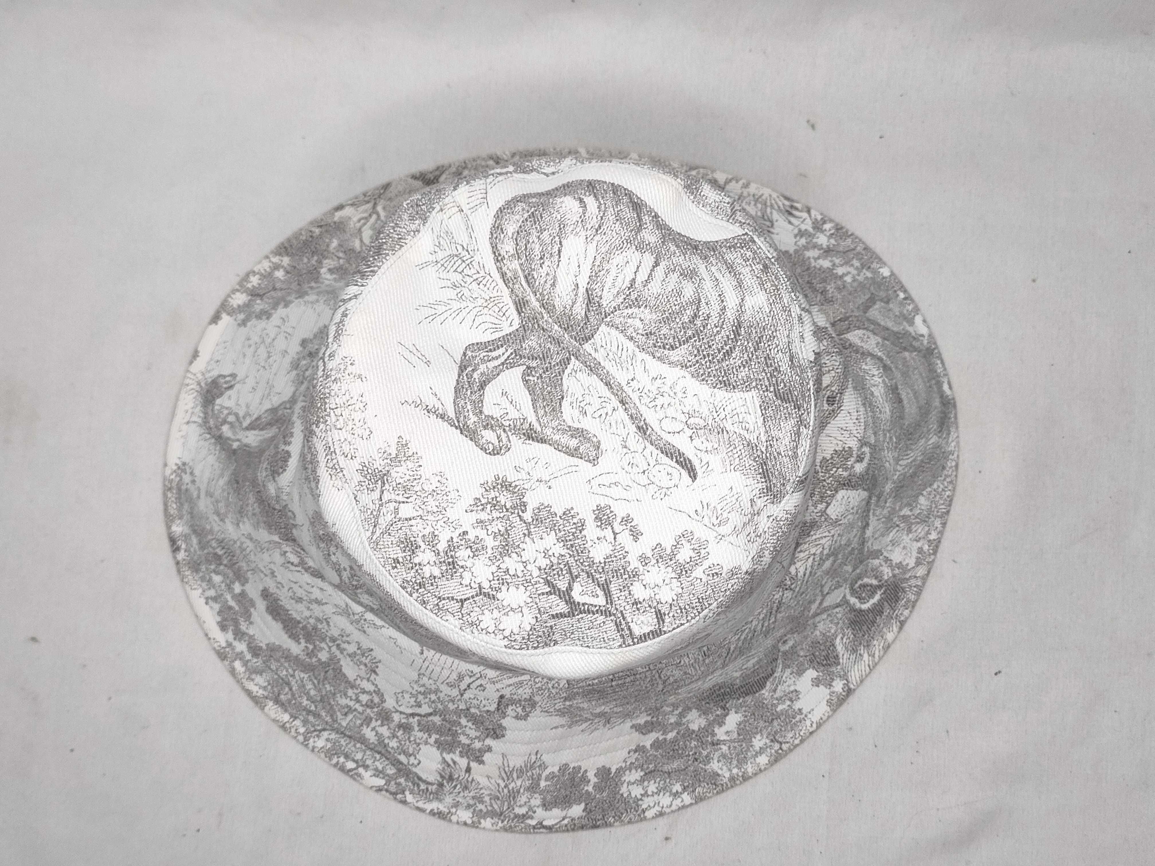 Toile de Jouy Bucket Hat and other accessories — view 3