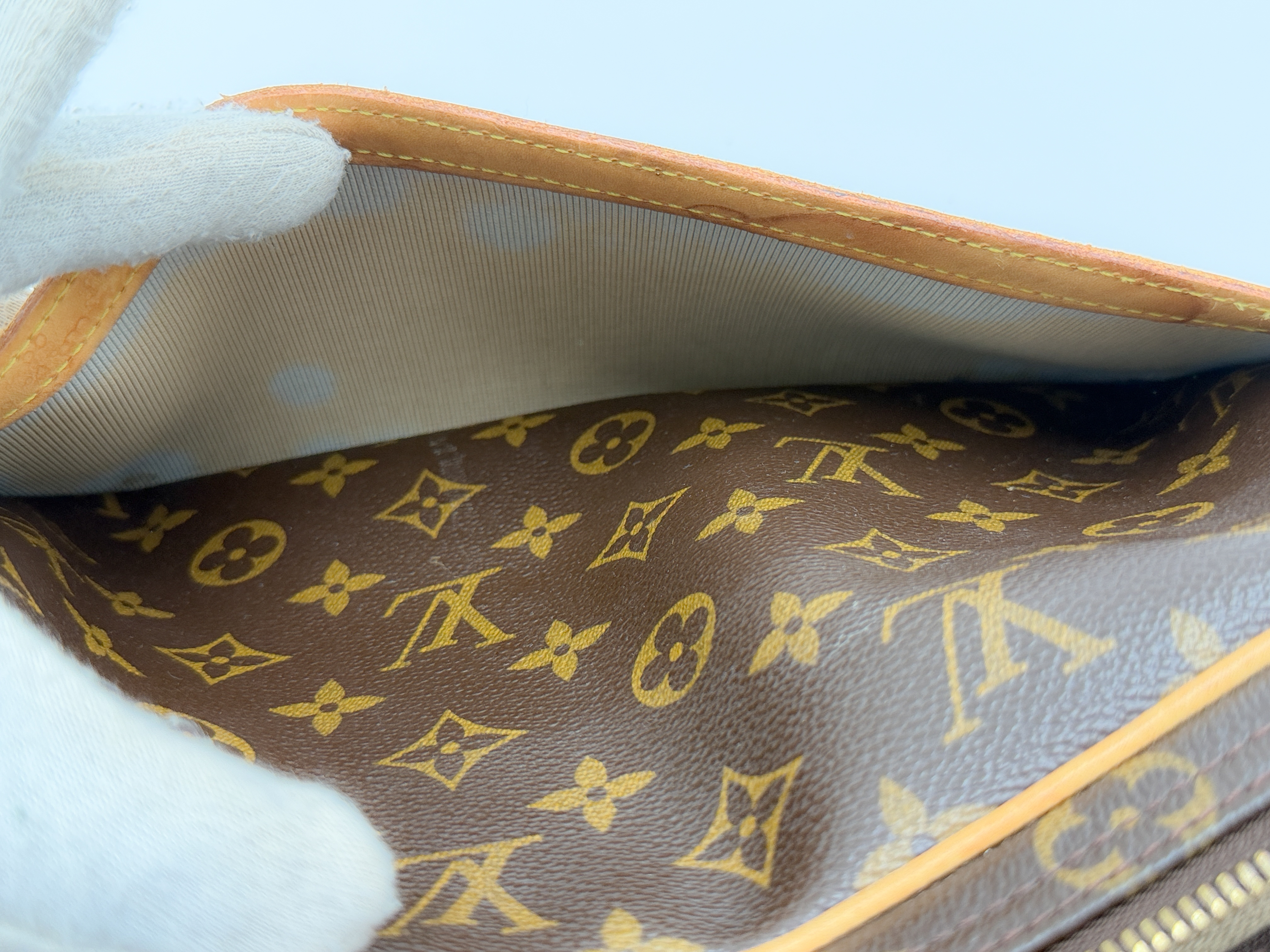 Monogram M45254 Reporter PM SP3097 Shoulder Bag — view 14