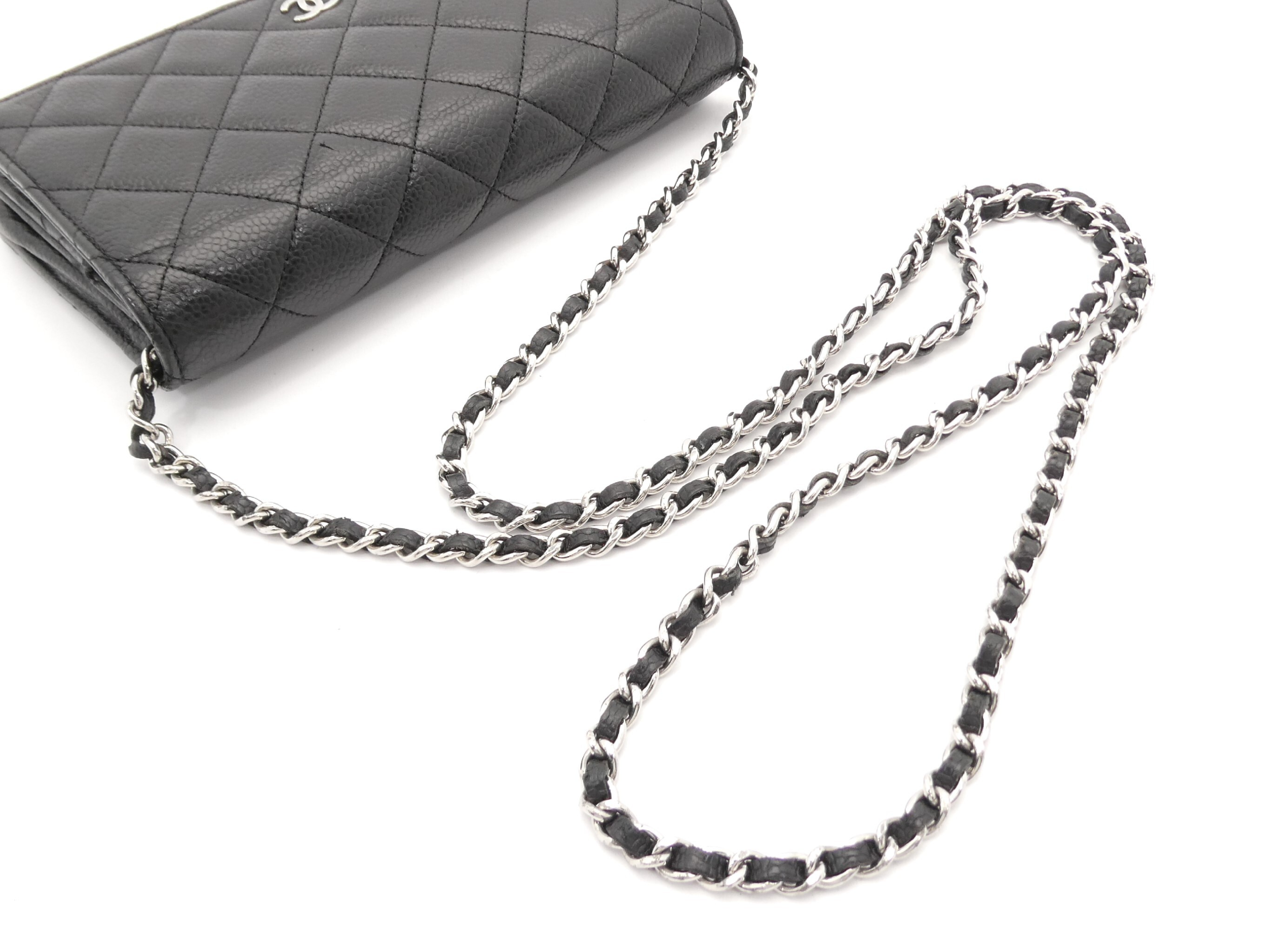 Matelassé Coco Mark Caviar Skin Chain Wallet Shoulder Bag — view 6