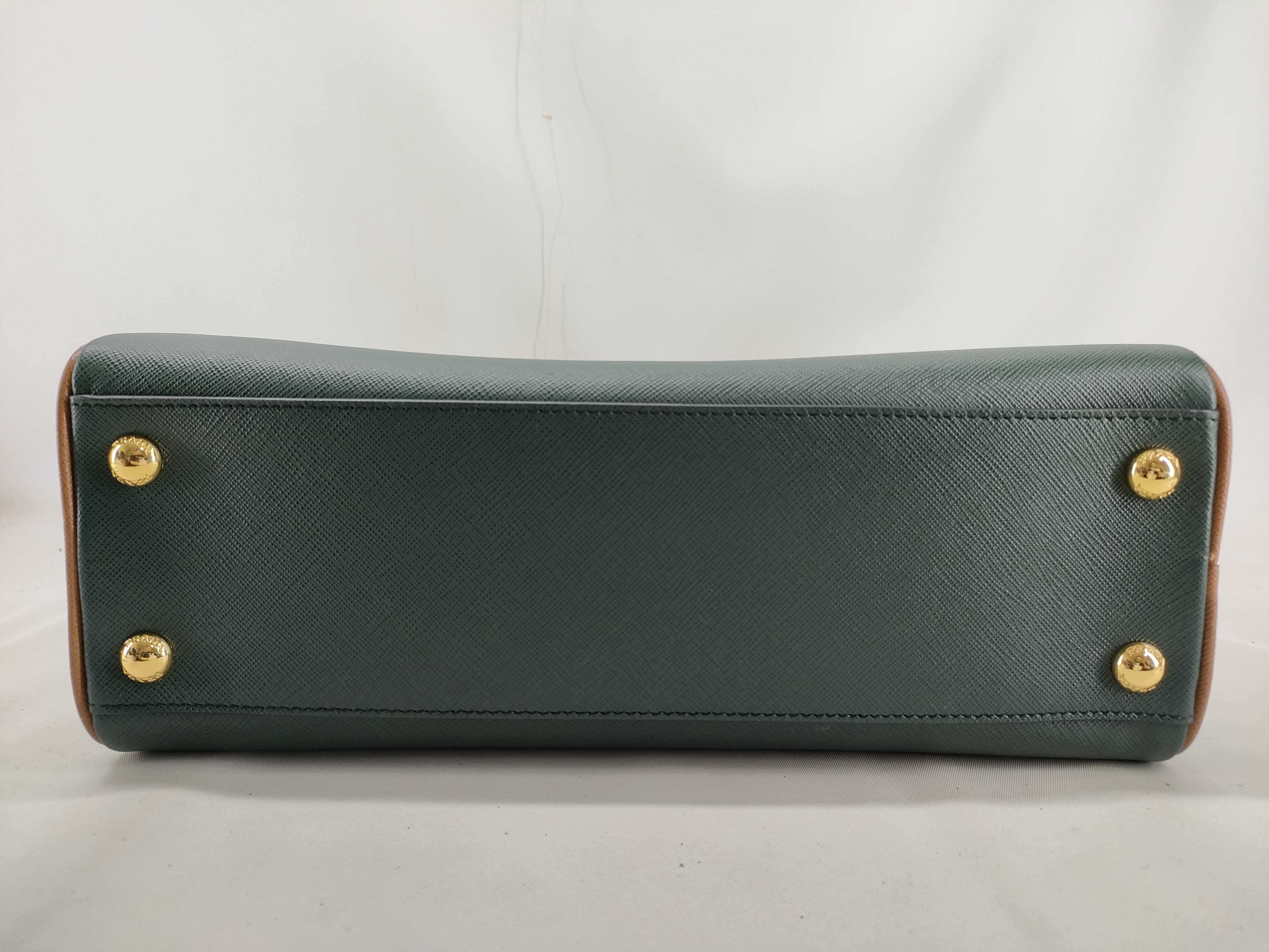 Saffiano Leather Handbag Green Handbag — view 3