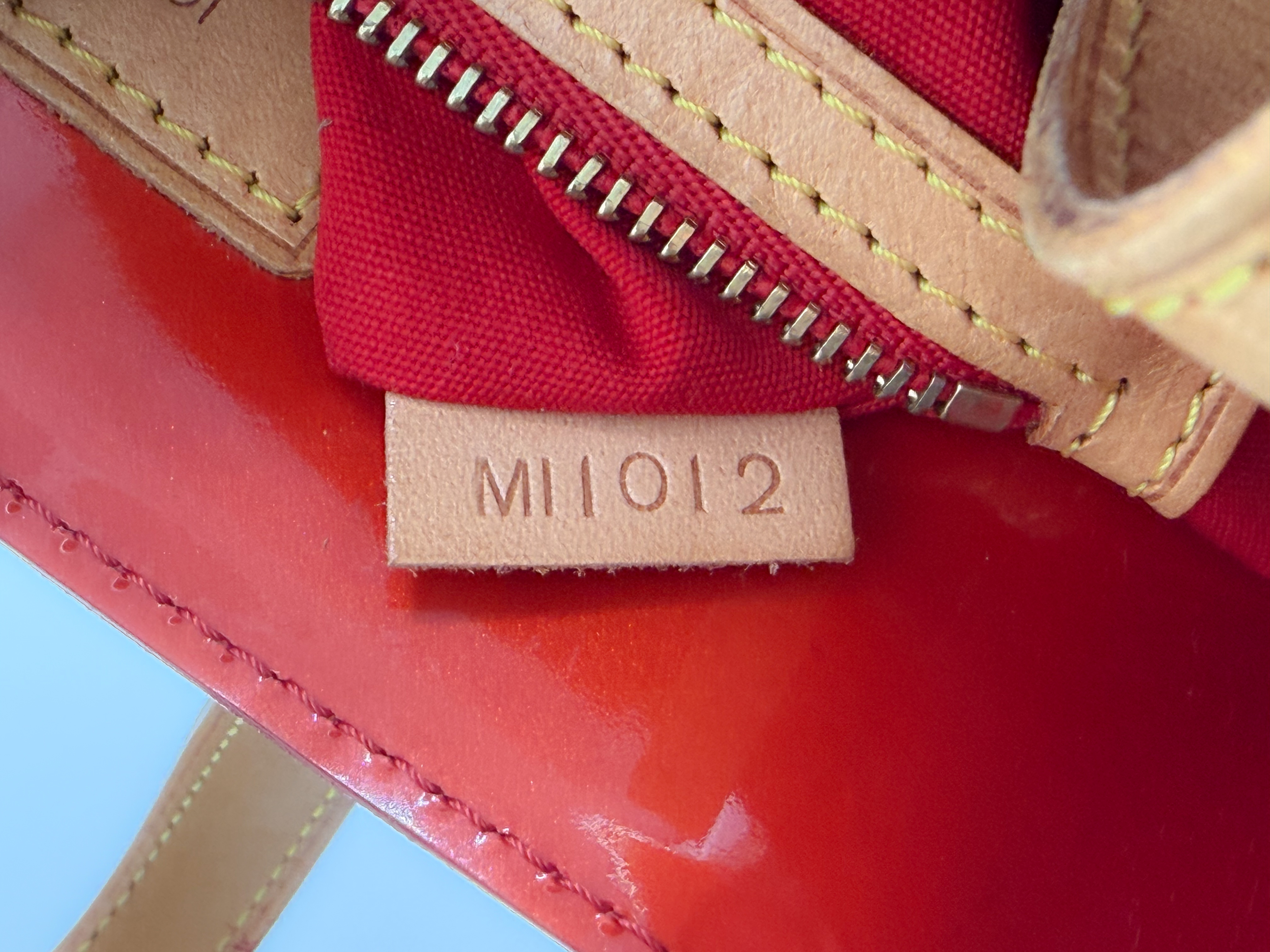 Vernis M91088 Lead PM Rouge MI1012 Handbag — view 11