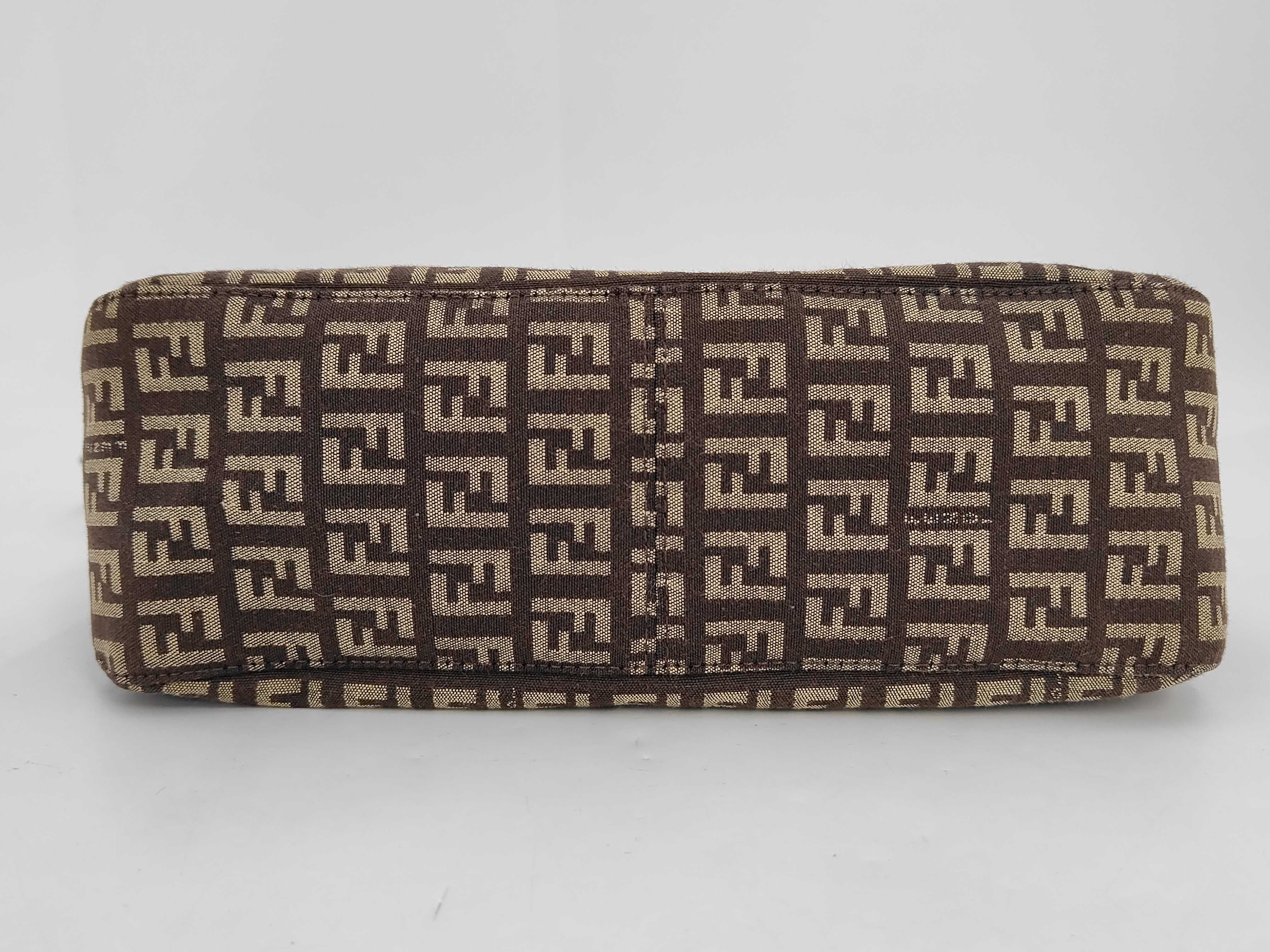 One-Shoulder Bag with Mamma Hardware — view 6