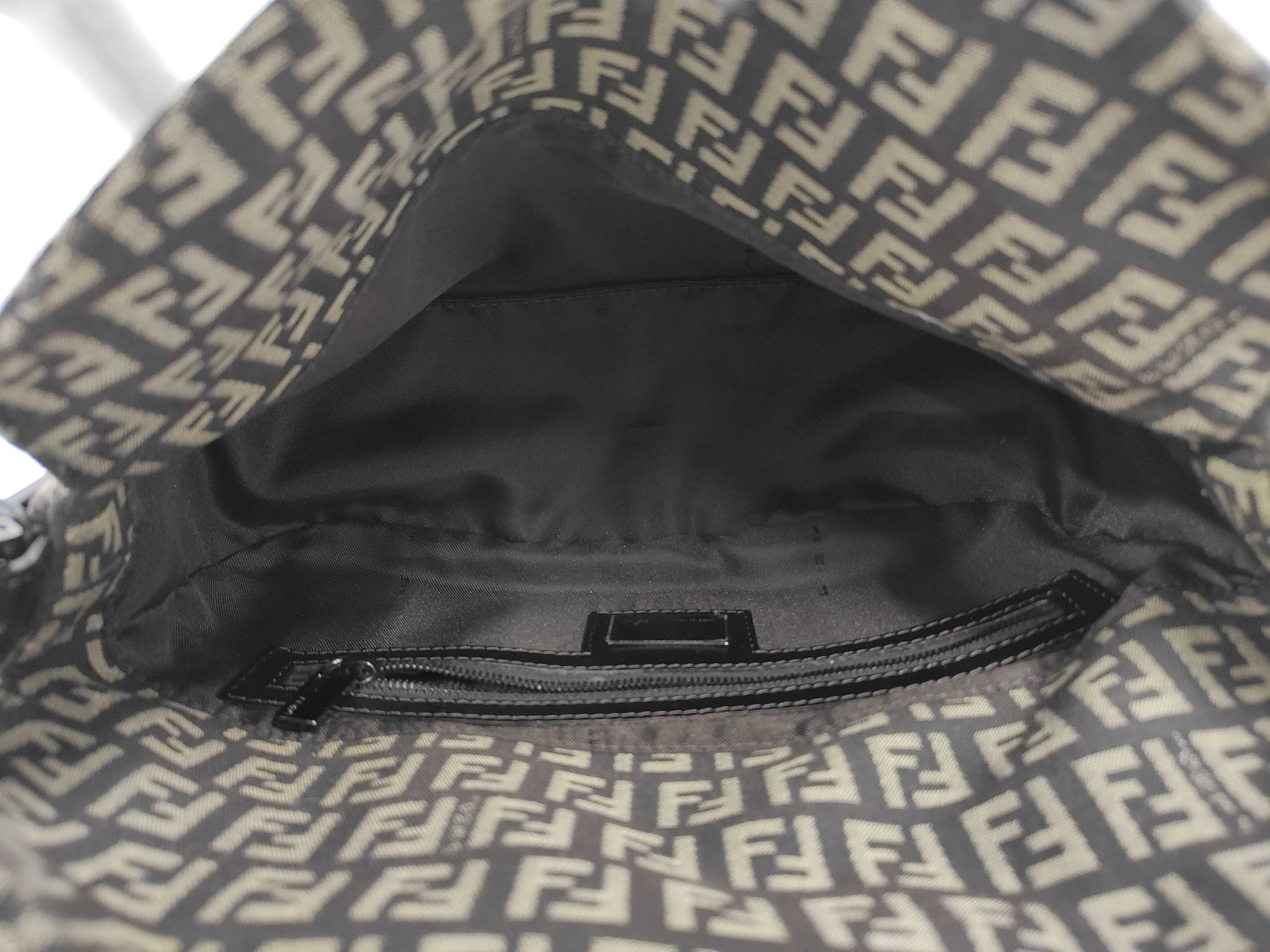 One-Shoulder Bag with Mamma Hardware — view 8