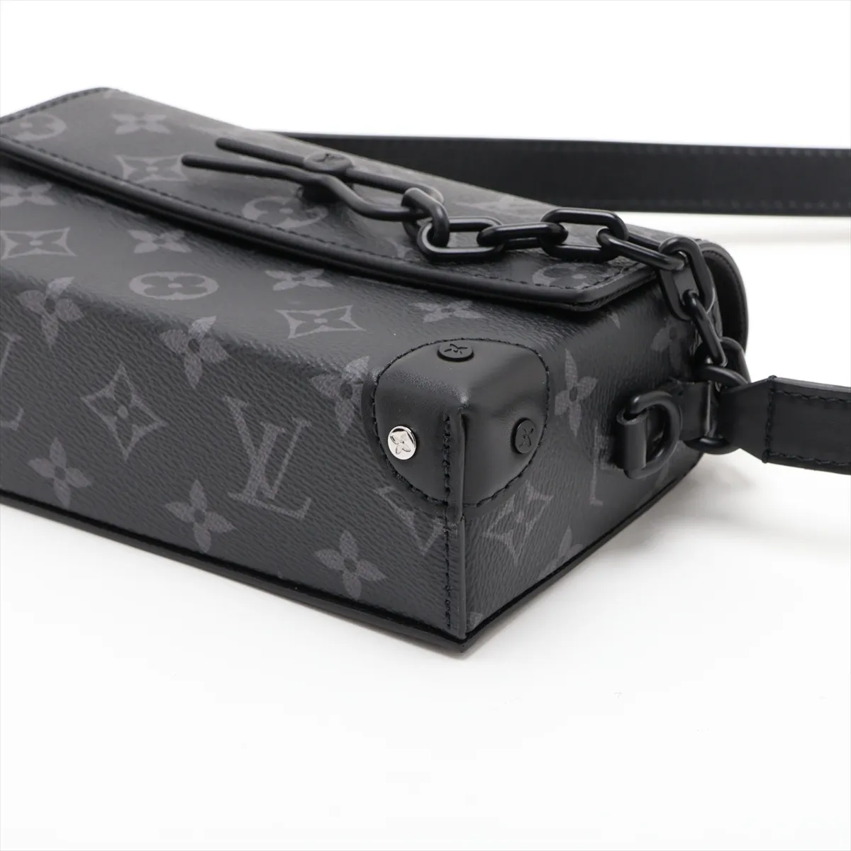Monogram Eclipse Steamer Wearable Wallet M81783 Black (RFID detected) — view 3