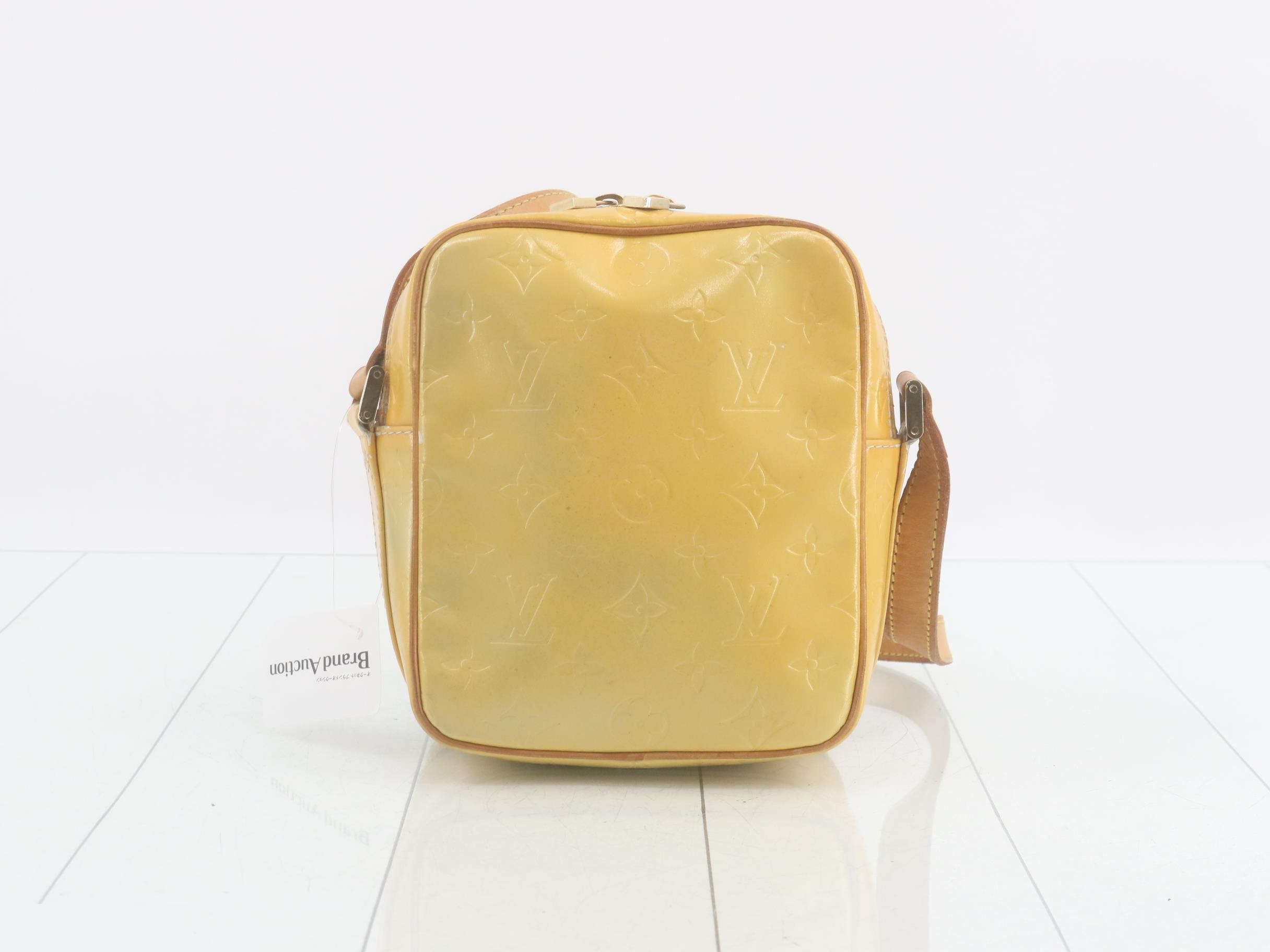 Vernis Worcester Shoulder Bag — view 2