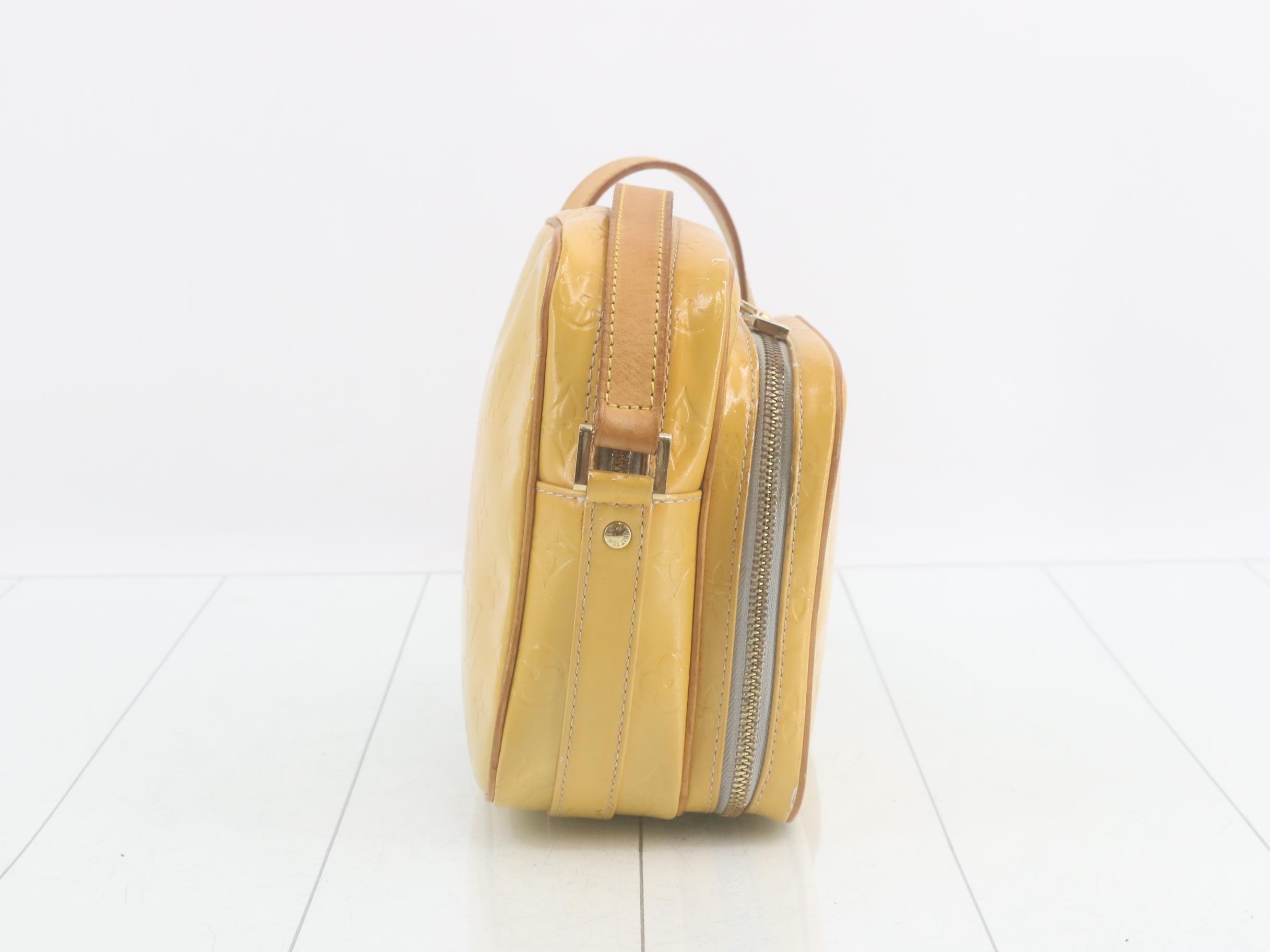 Vernis Worcester Shoulder Bag — view 4