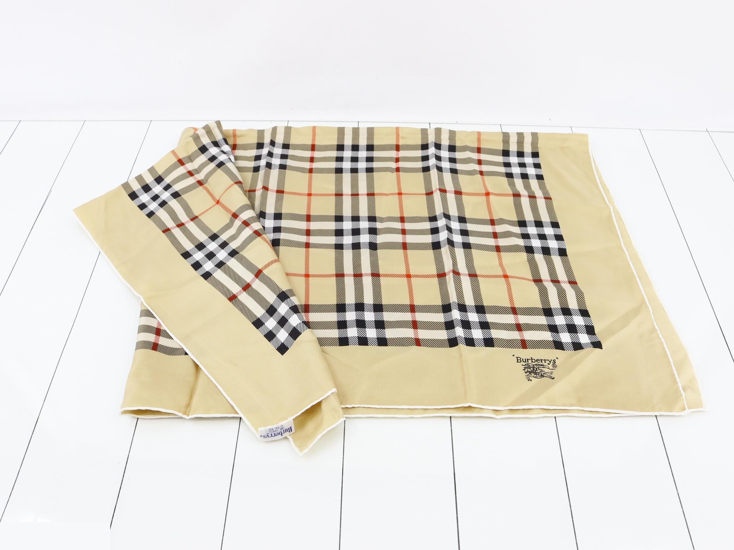 scarf — view 3