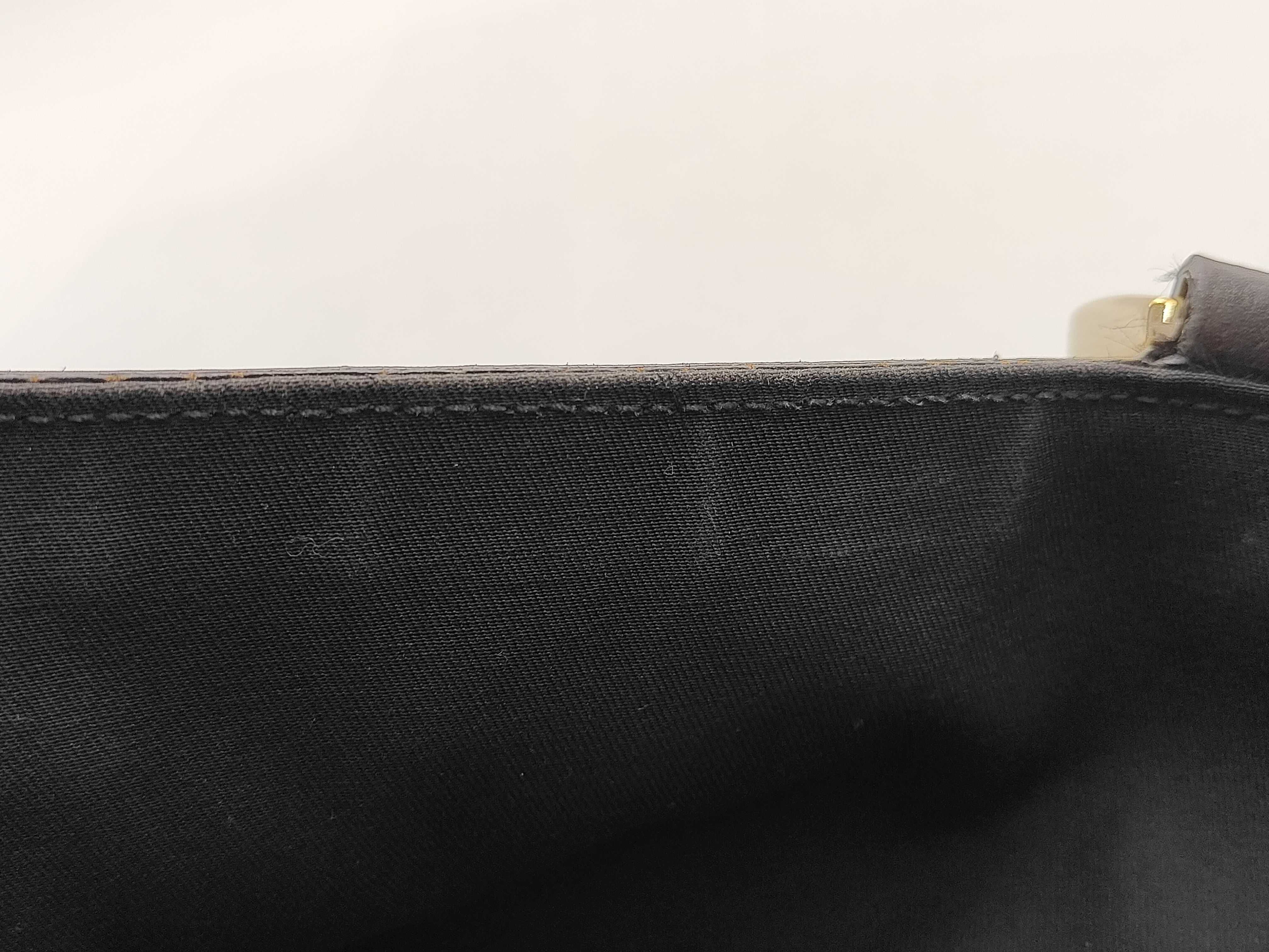 GG Canvas Abbey GG Canvas Tote Bag — view 13
