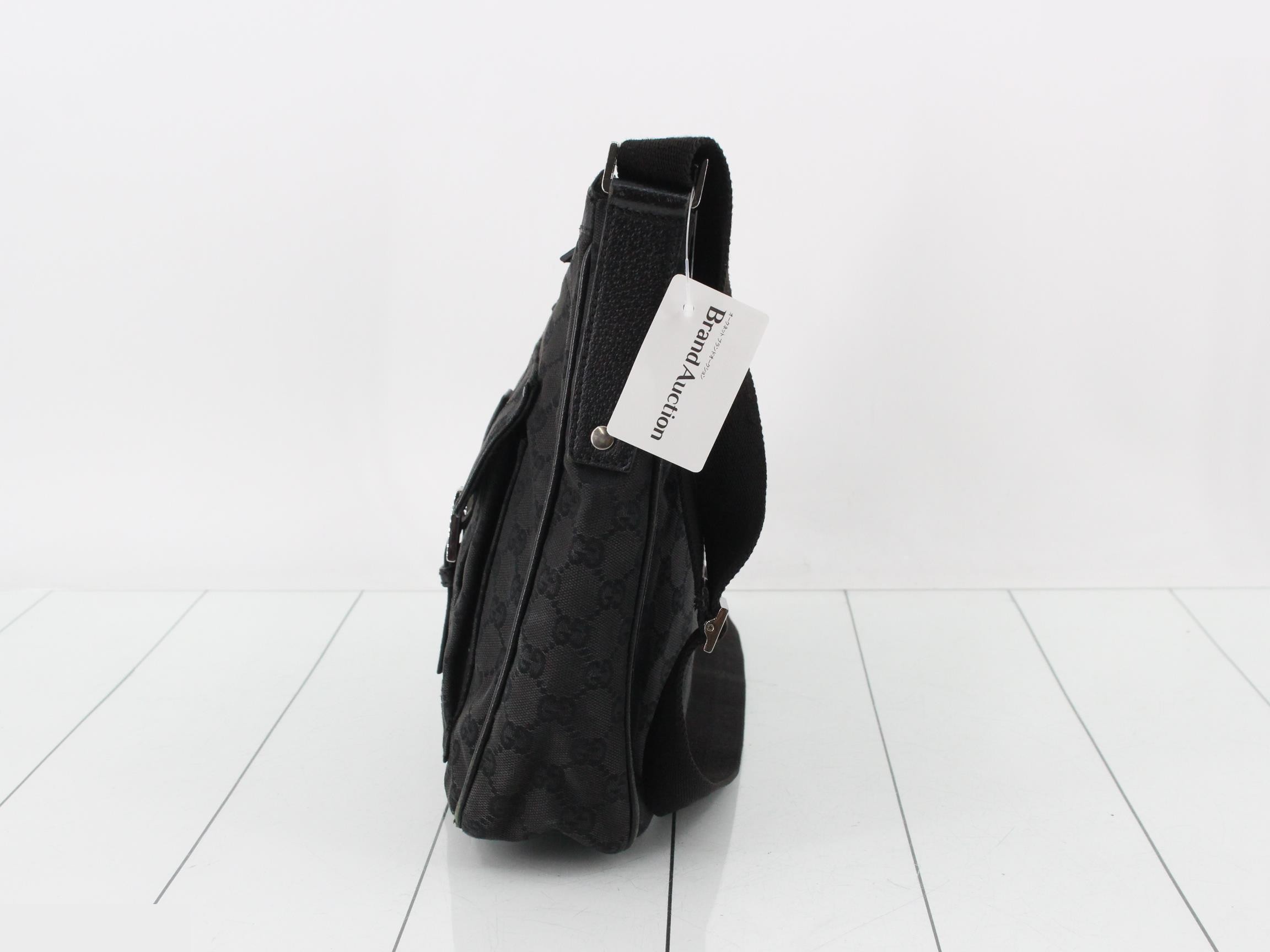 GG Canvas (Bag) - Shoulder Bag - Black — view 3
