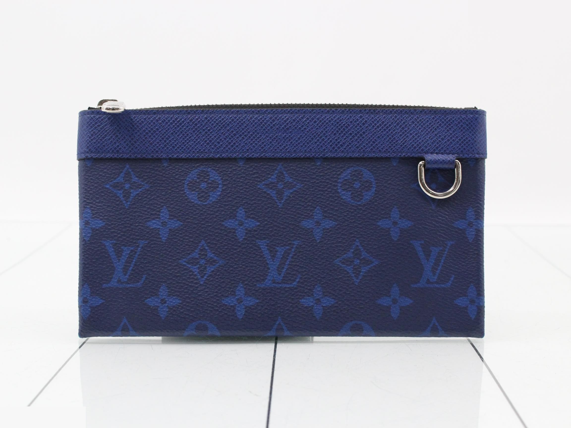 Discovery PM Pochette, Cobalt