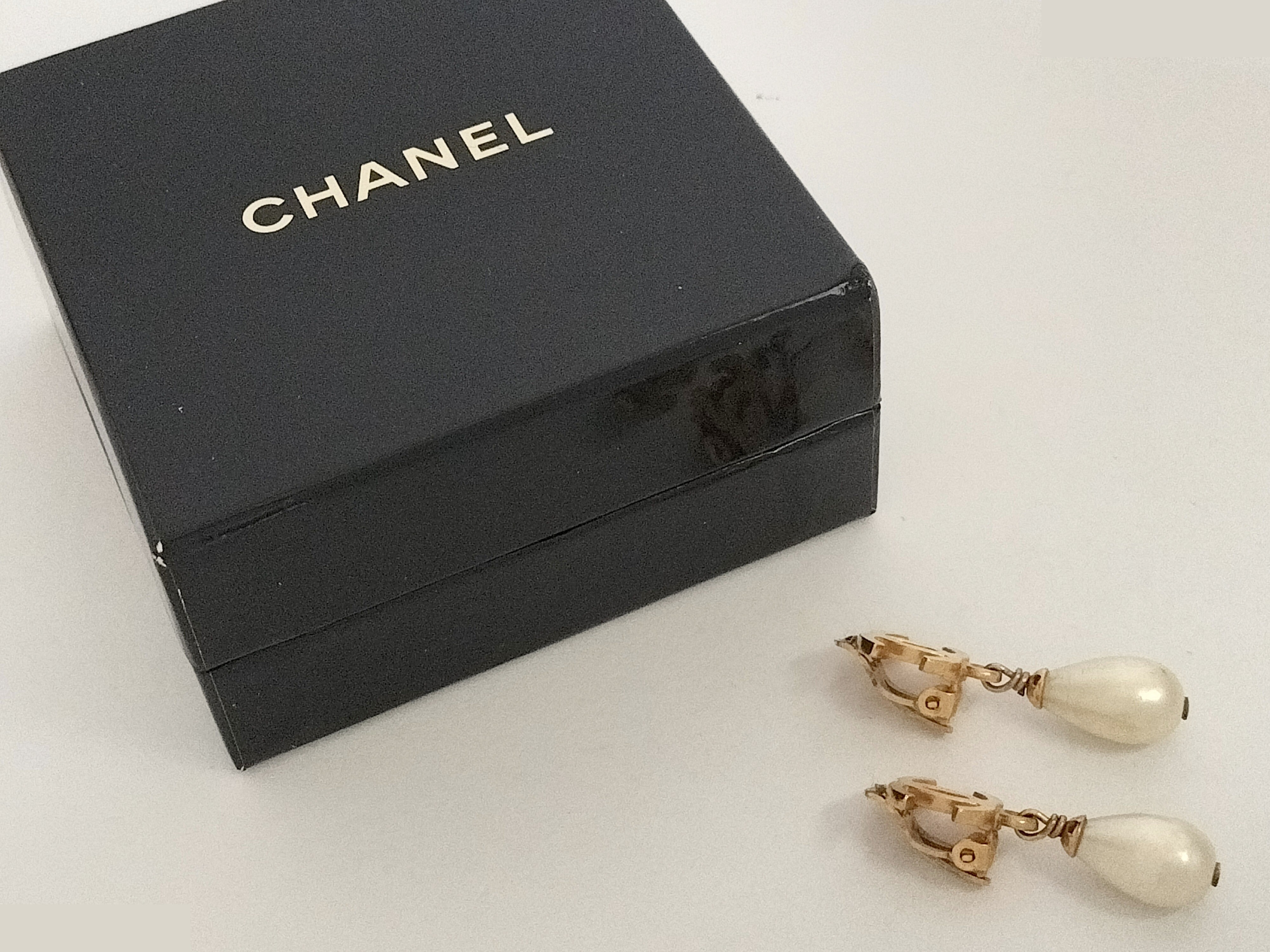 Coco F Pearl Gold Earrings 97P — view 2