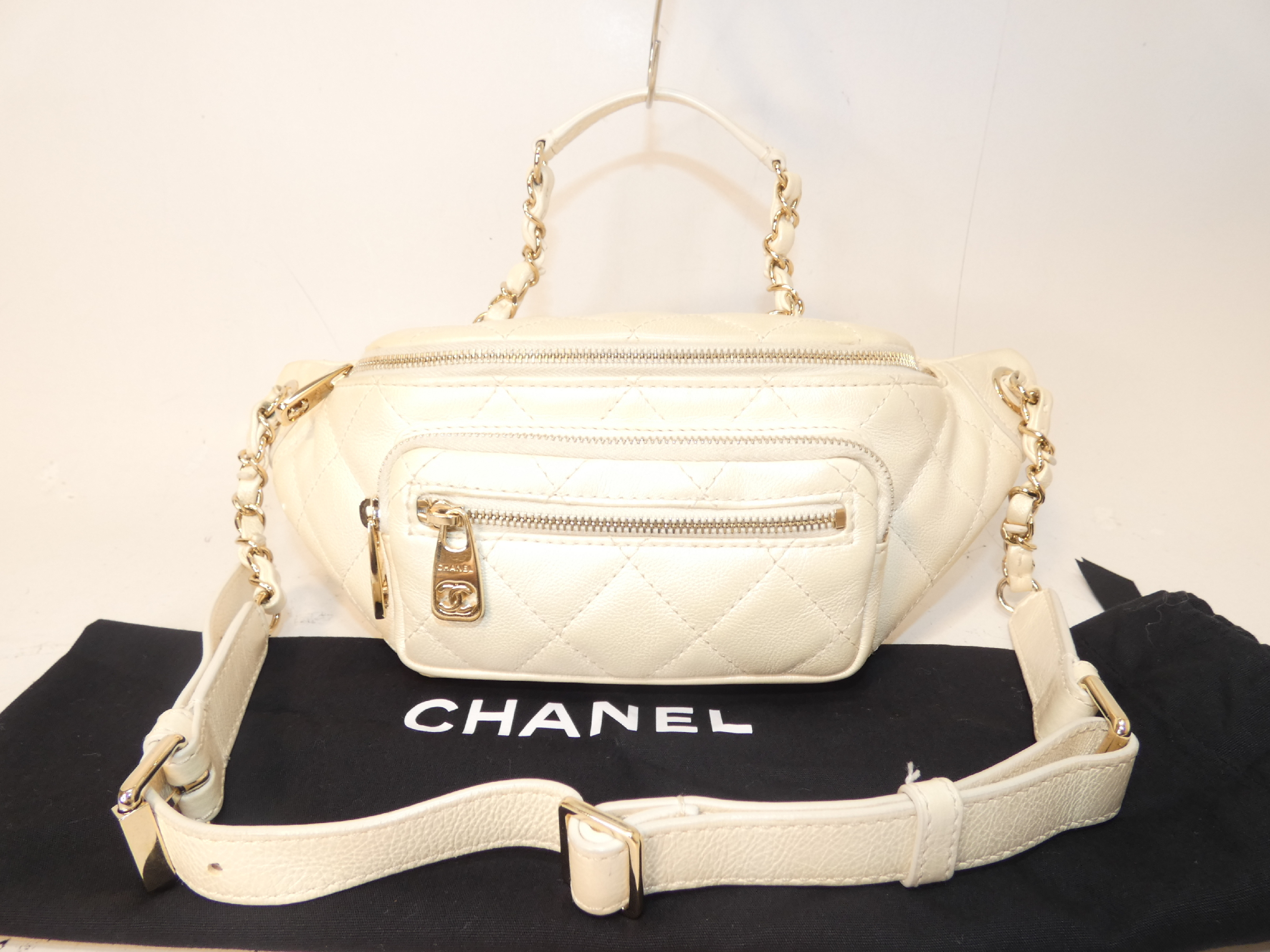 2-way Matelassé Chain Handbag