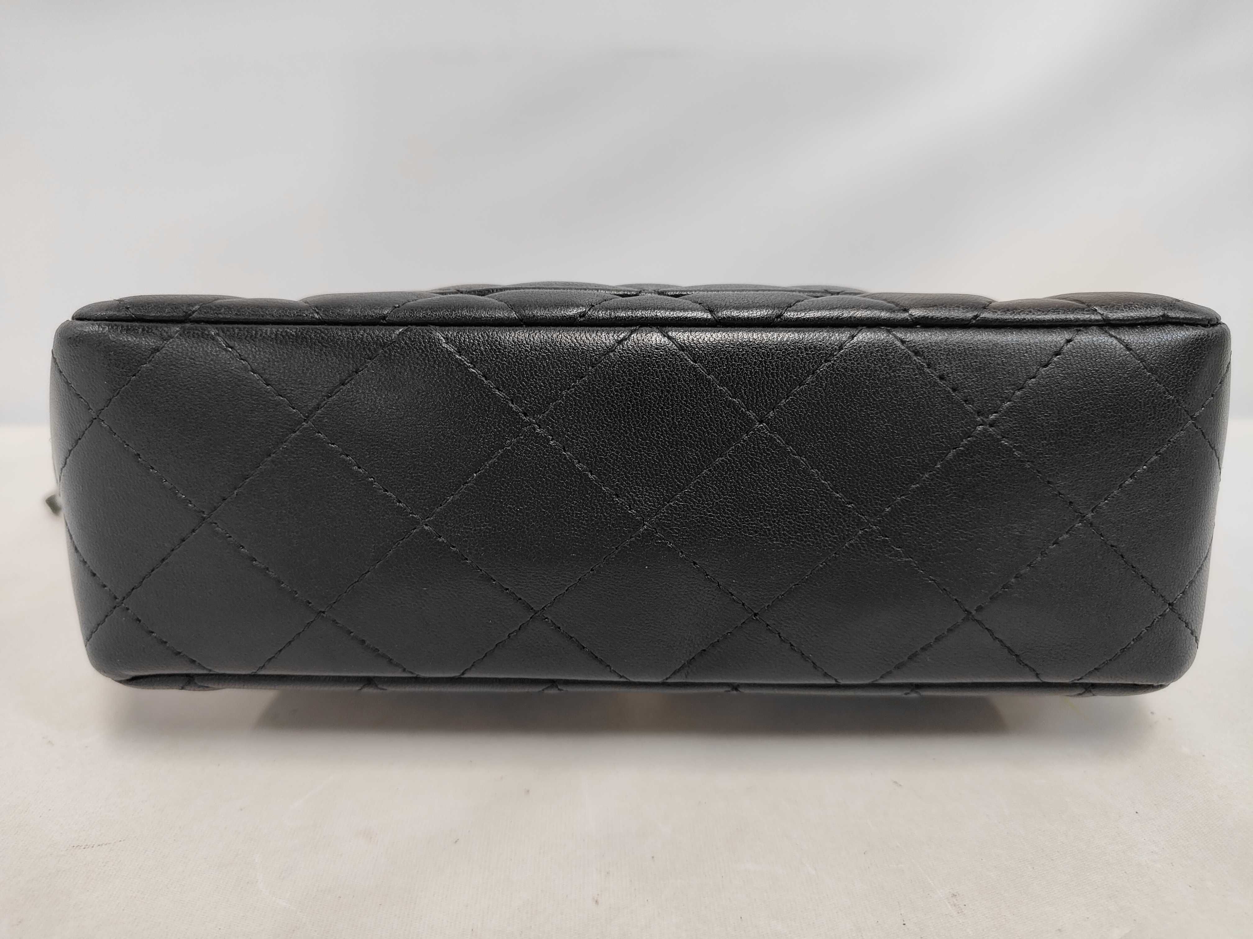 Matelassé 20 Lambskin Silver Hardware Chain Shoulder Bag, Serial Number 28, Black Shoulder Bag — view 4