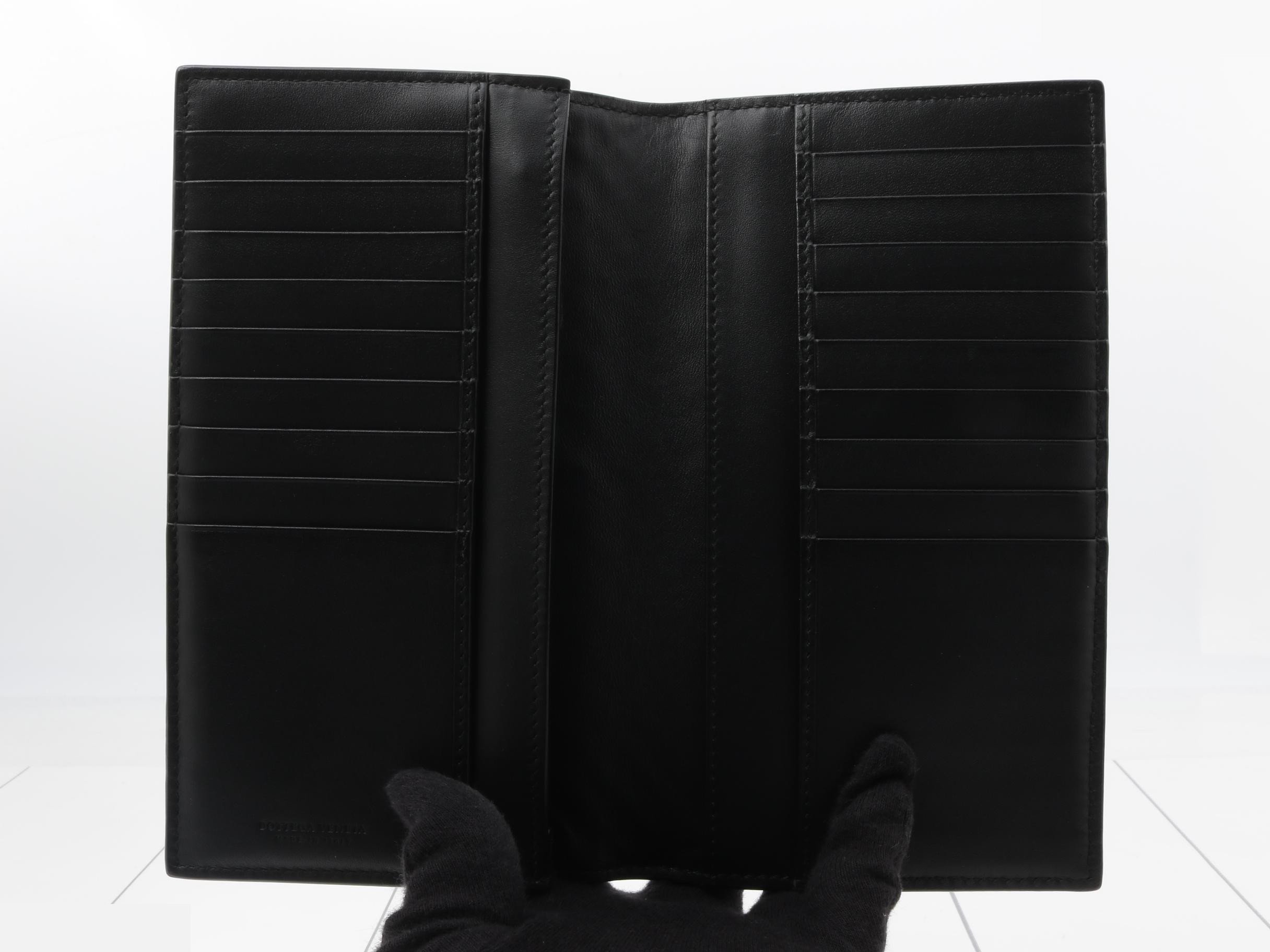 Intrecciato Leather Bi-fold Long Wallet, Black — view 4