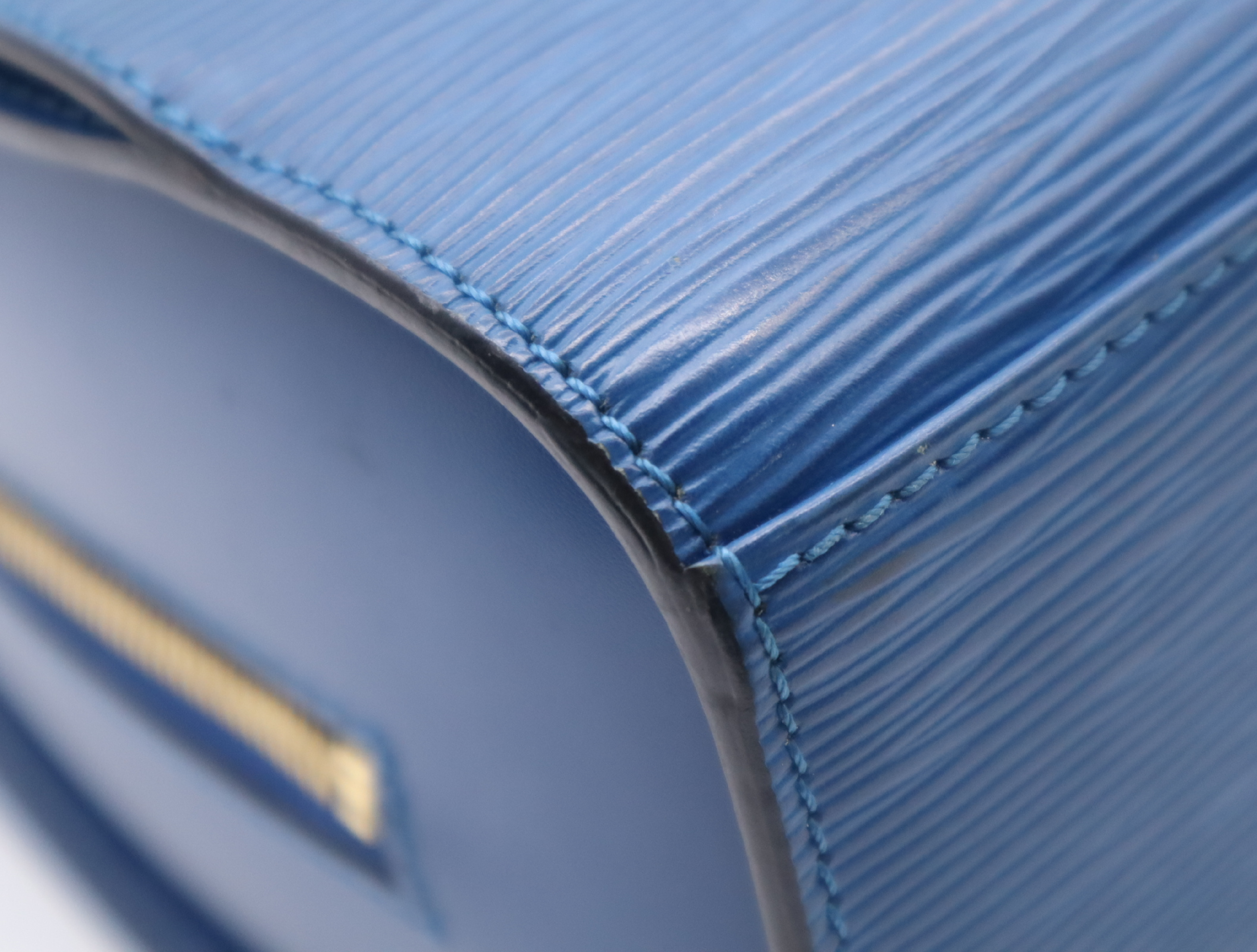M52055 Epi Pont Neuf Toledo Blue Handbag — view 6