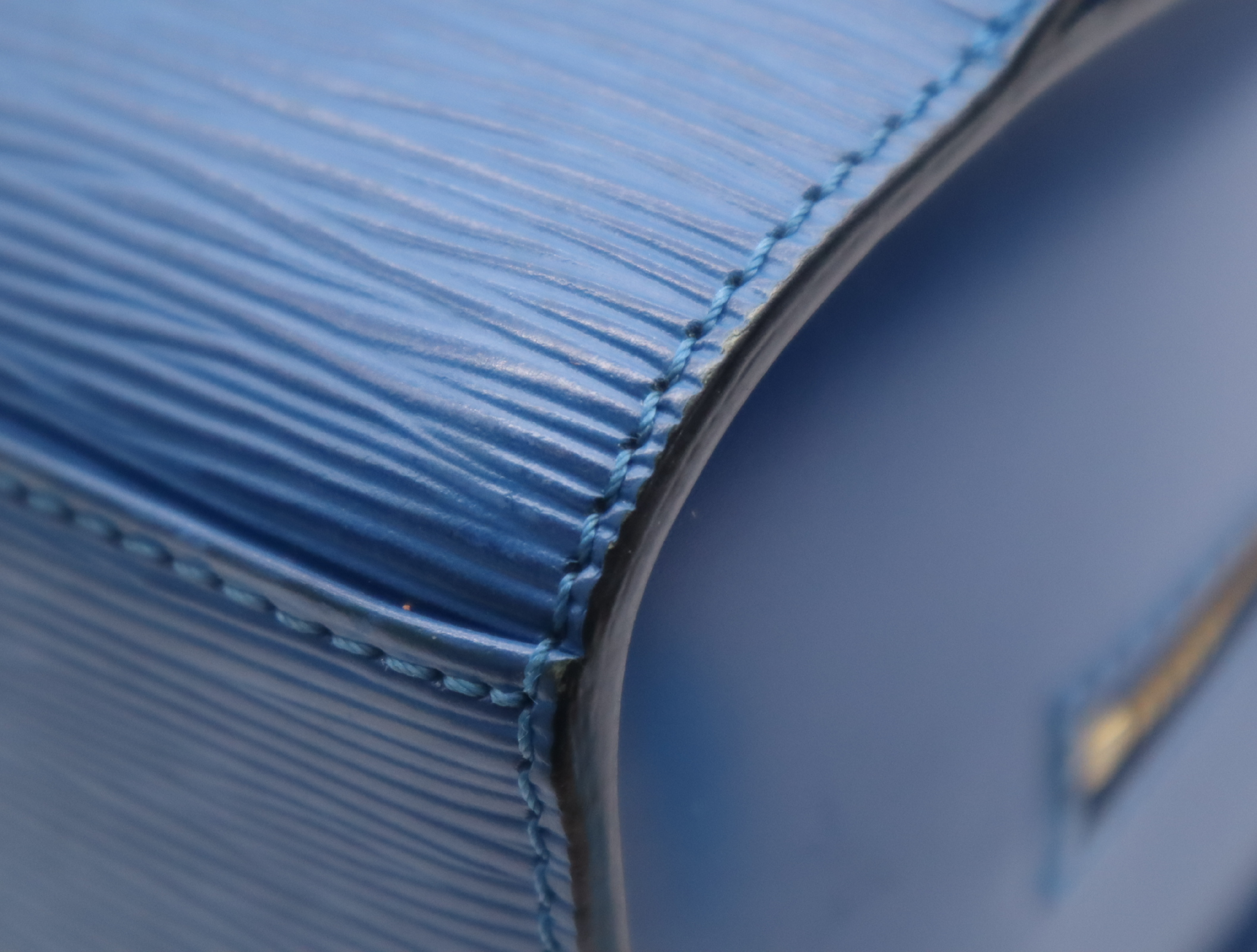 M52055 Epi Pont Neuf Toledo Blue Handbag — view 7