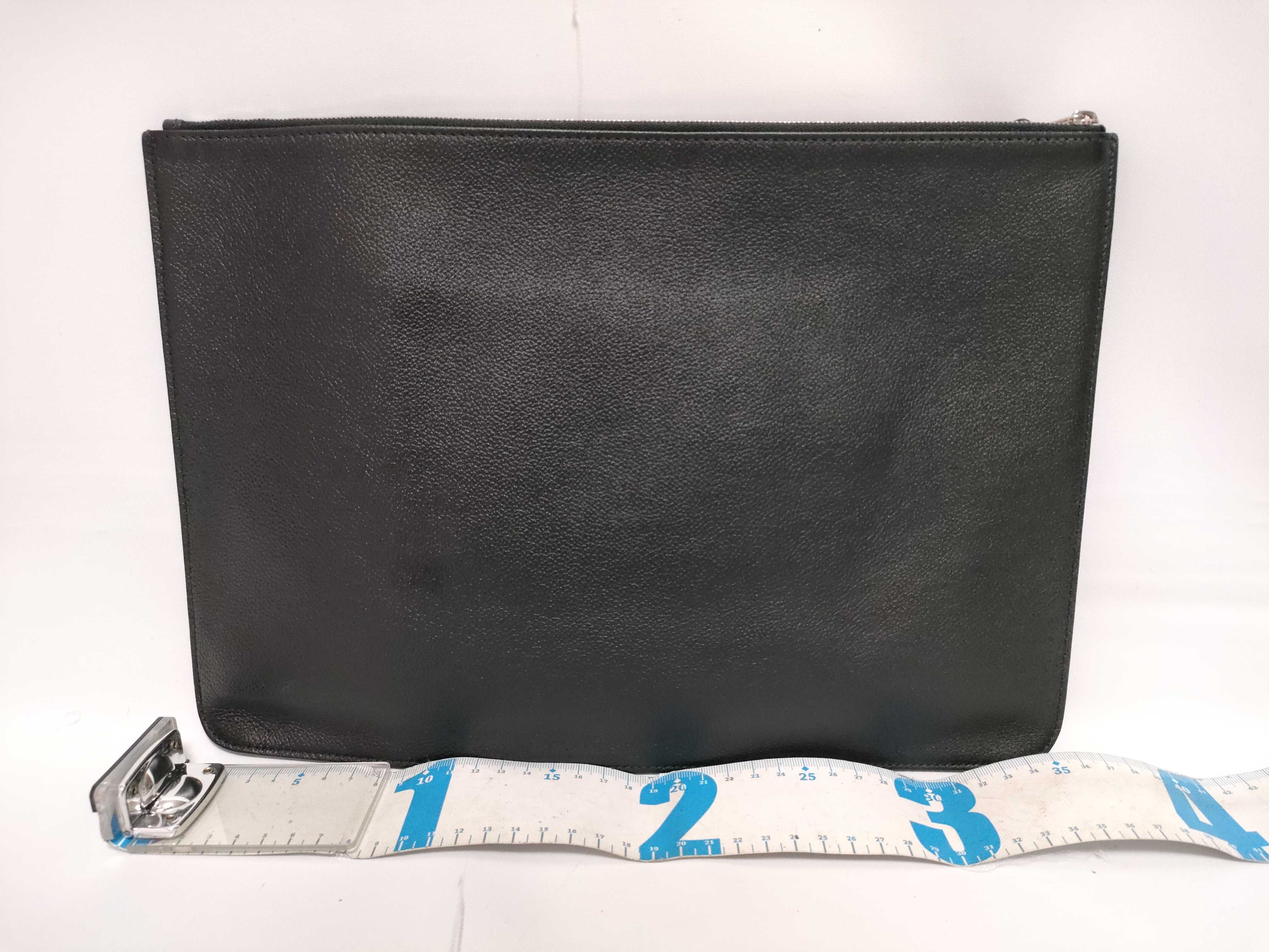 Logo Clutch Bag Black — view 2