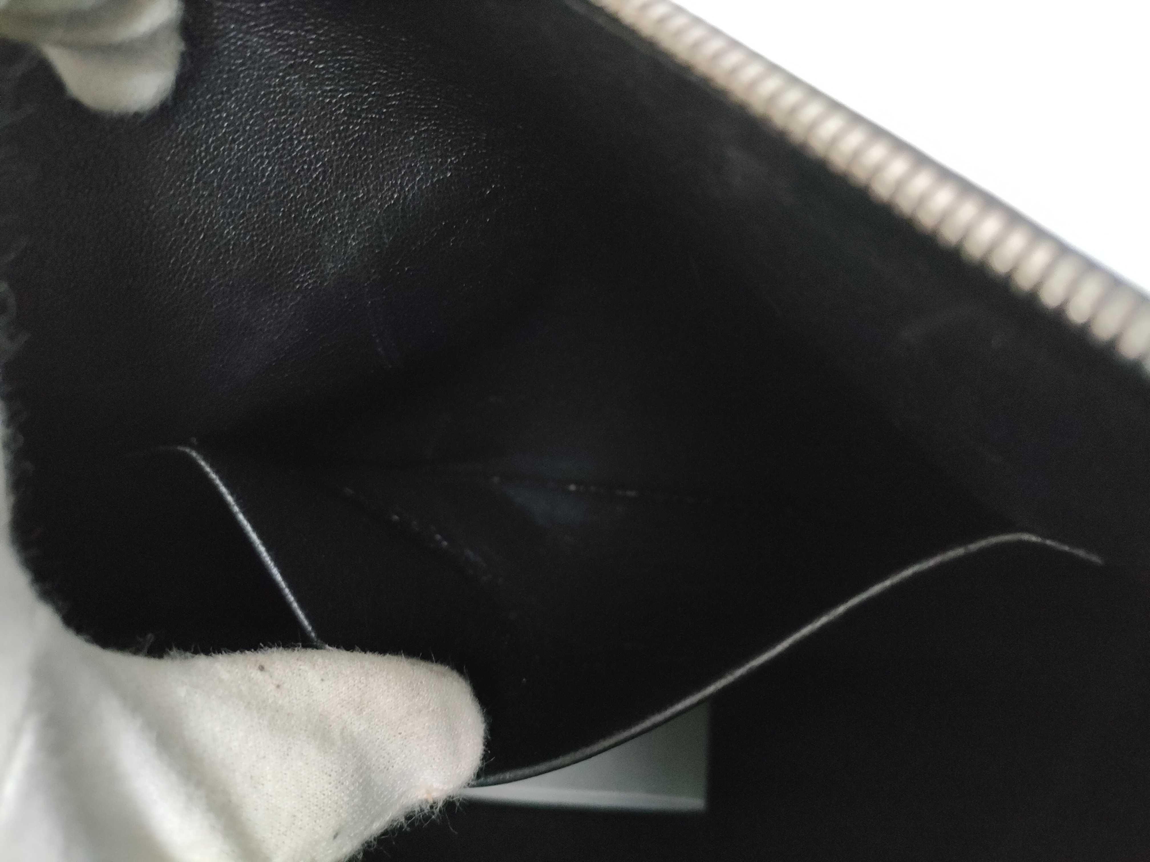 Logo Clutch Bag Black — view 11