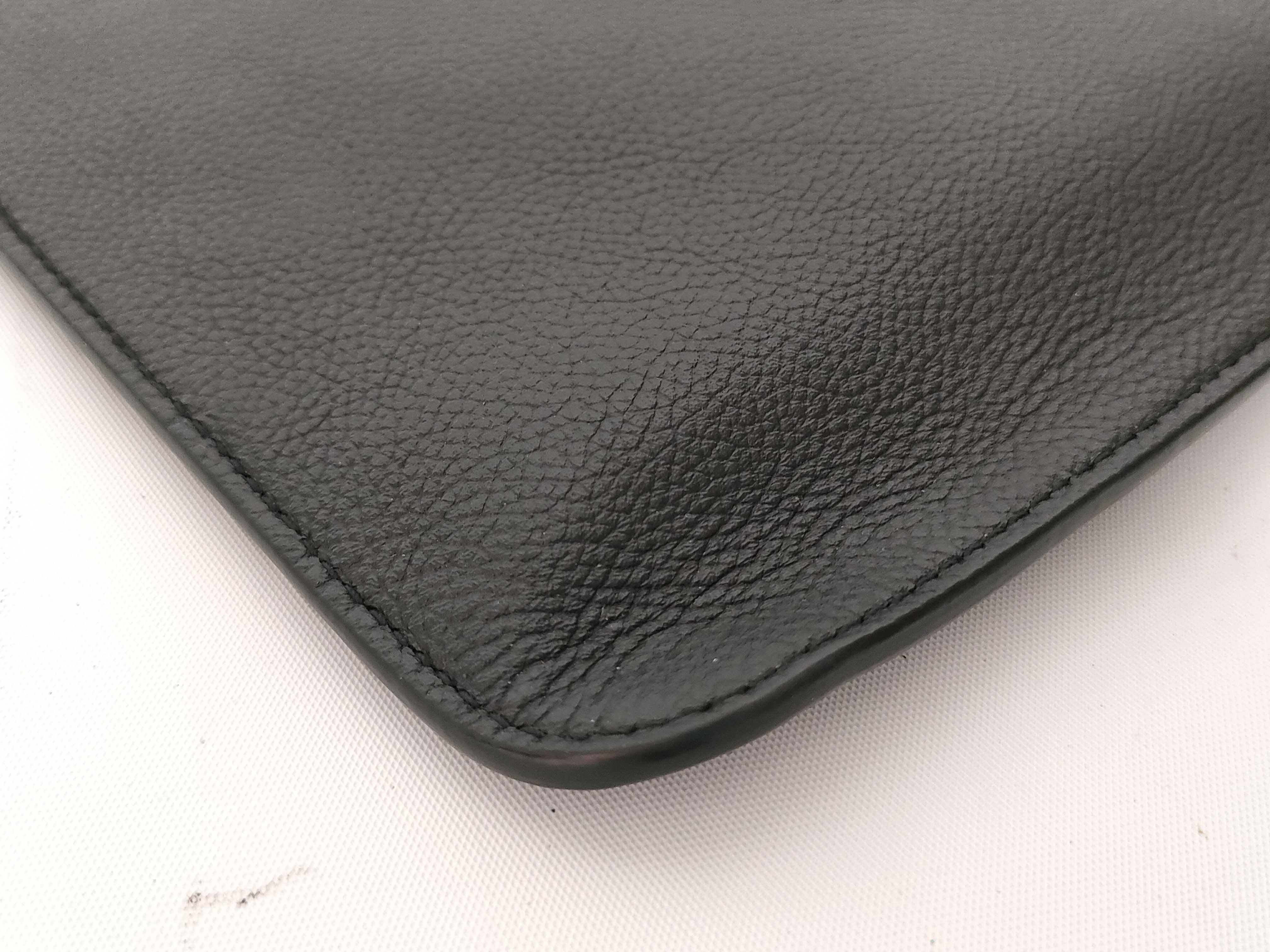 Logo Clutch Bag Black — view 4